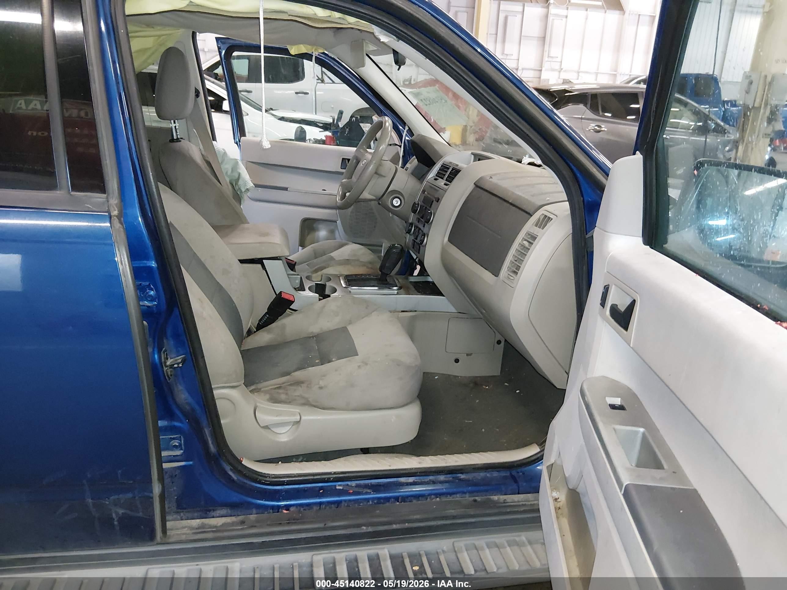 2008 Ford Escape Xlt Blue vin: 1FMCU93118KC31494