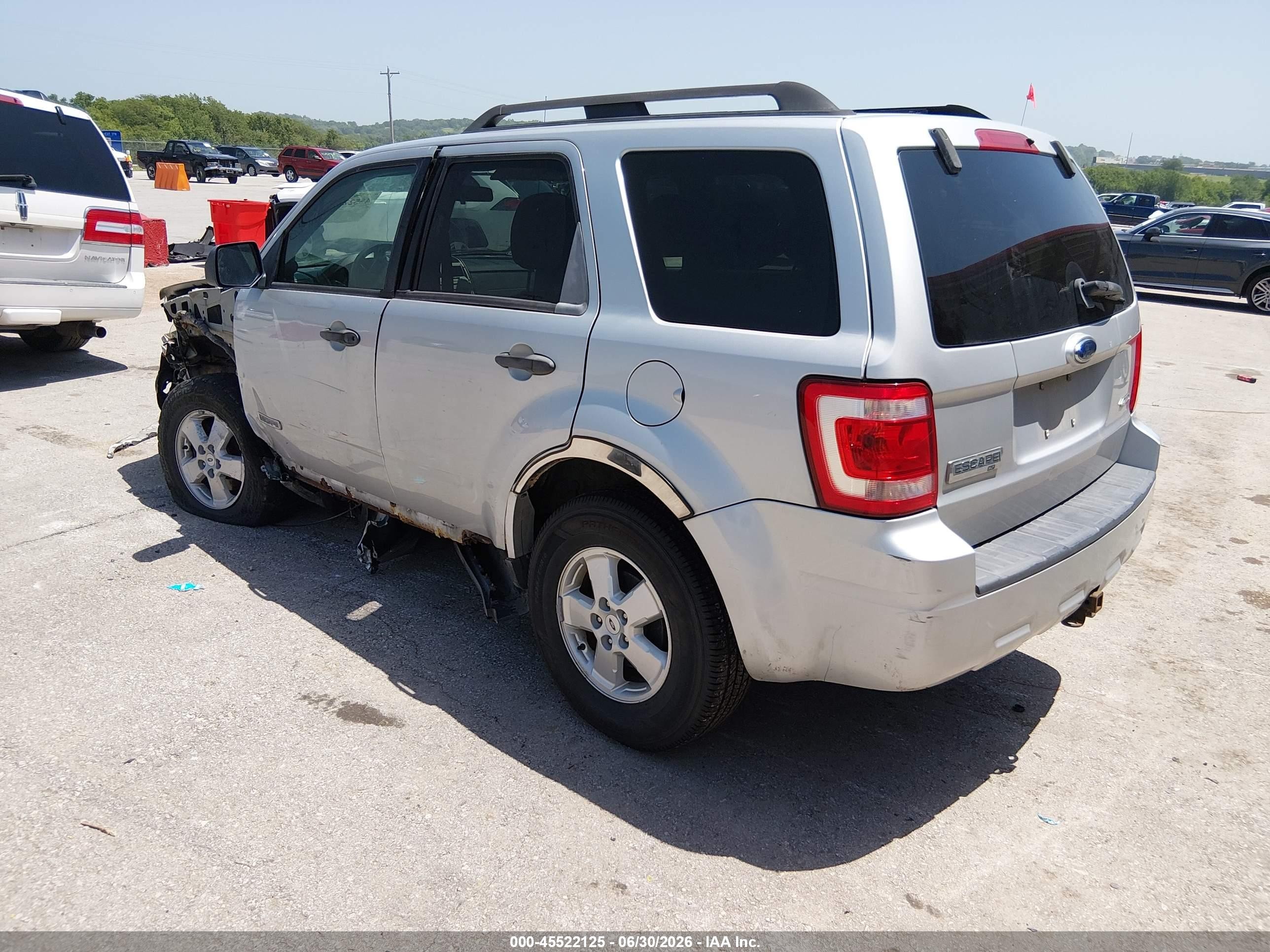 2008 Ford Escape Xlt Серебряный vin: 1FMCU93118KD74753