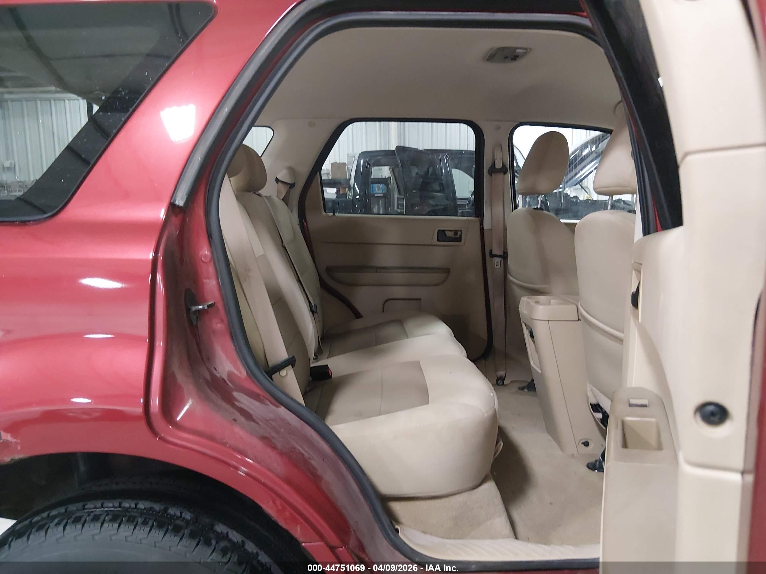 2008 Ford Escape Xlt Red vin: 1FMCU93118KD99359