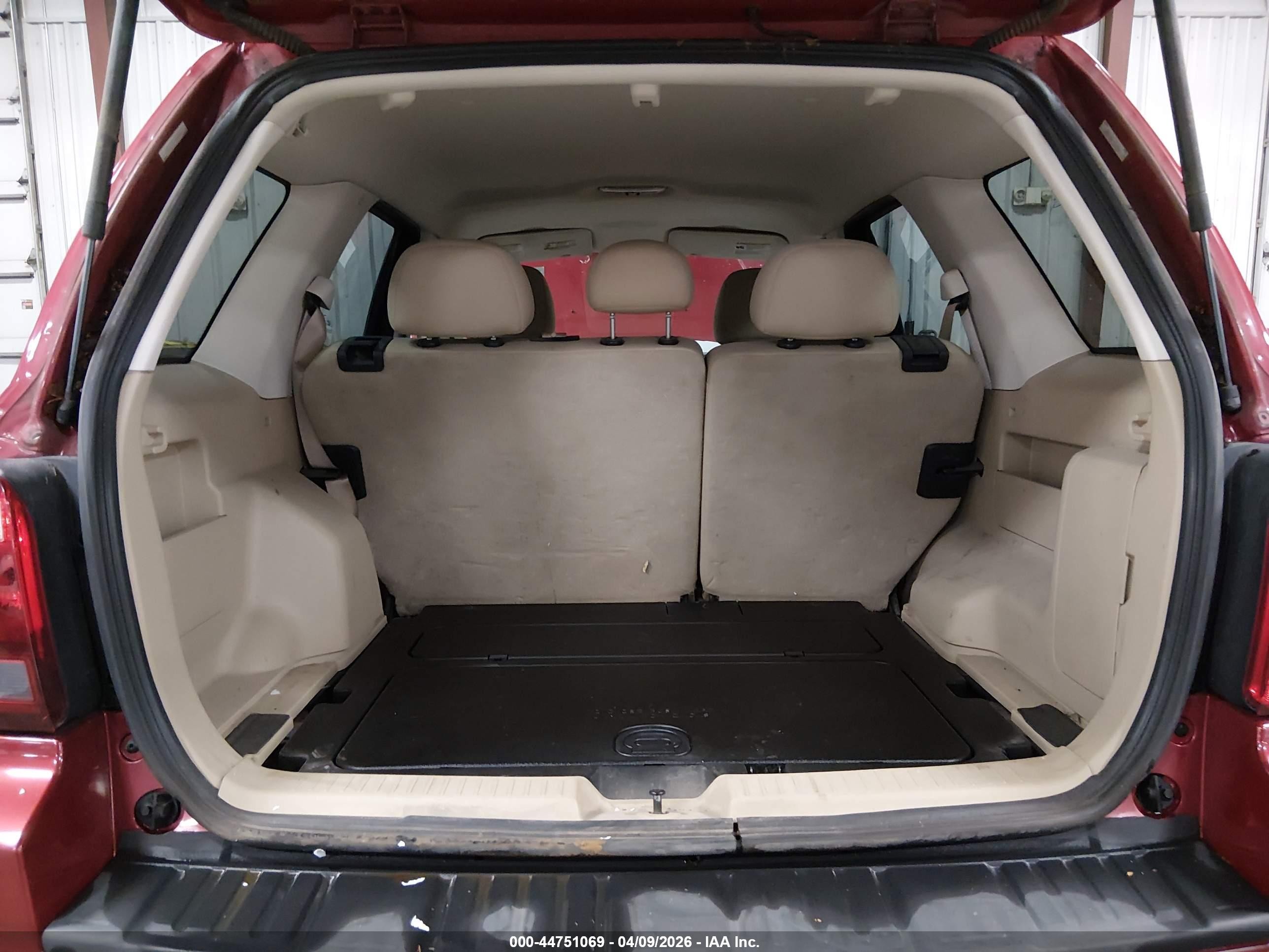 2008 Ford Escape Xlt Red vin: 1FMCU93118KD99359