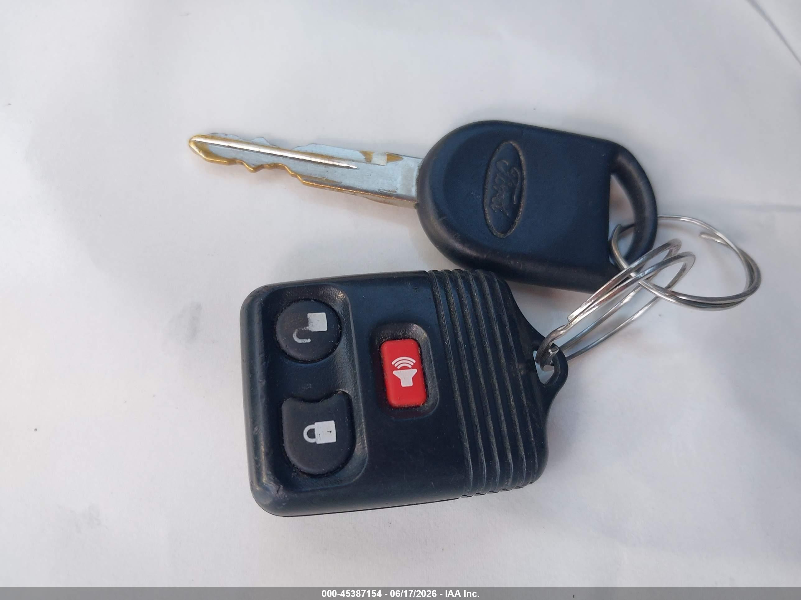 2005 Ford Escape Xlt Gray vin: 1FMCU93125KA79785