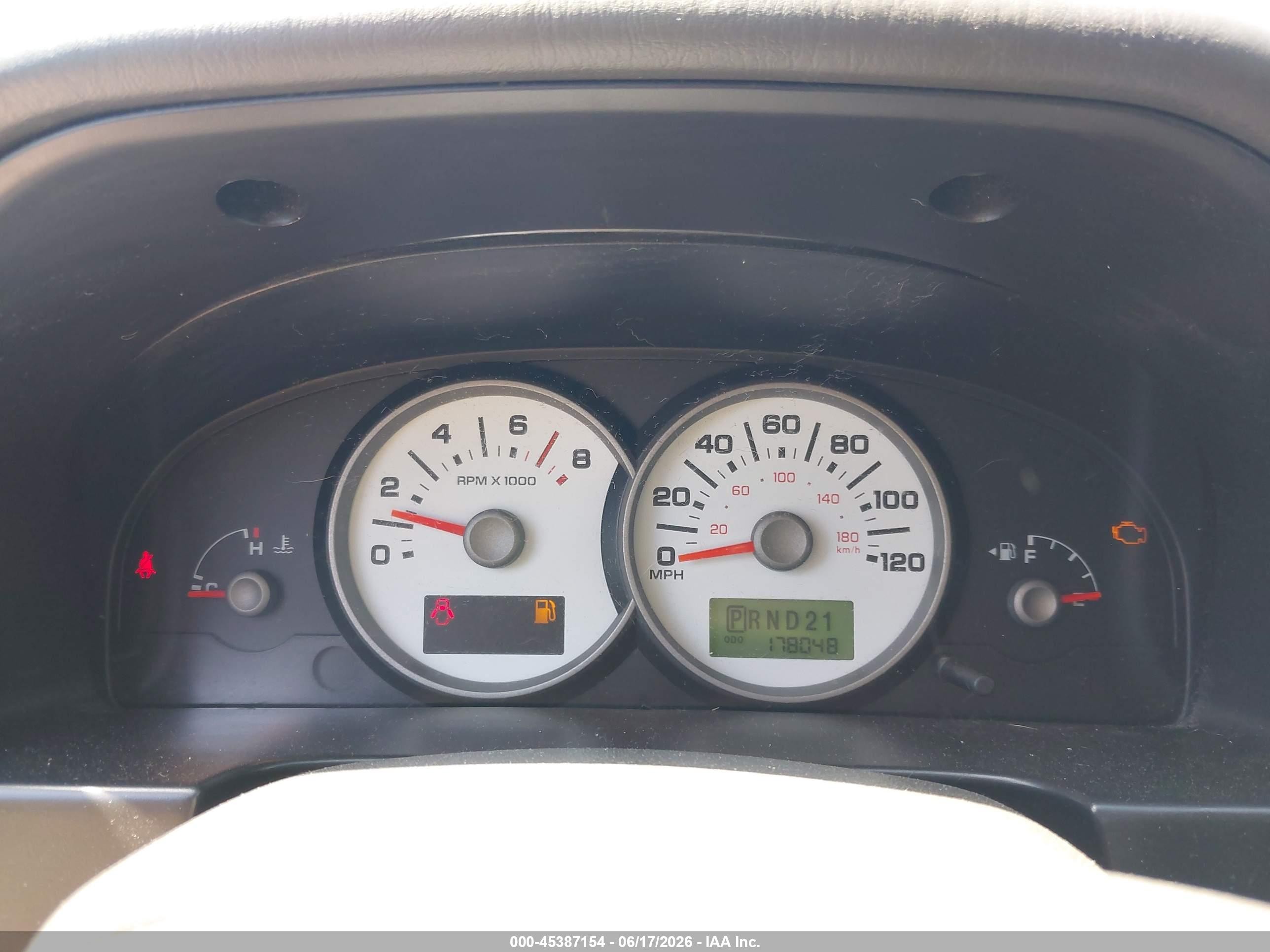 2005 Ford Escape Xlt Gray vin: 1FMCU93125KA79785