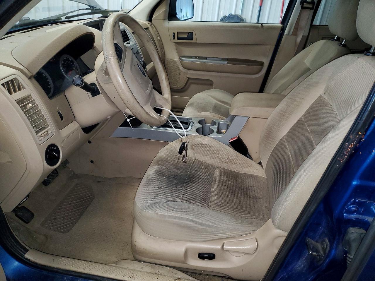 2008 Ford Escape Xlt Blue vin: 1FMCU93128KA74039