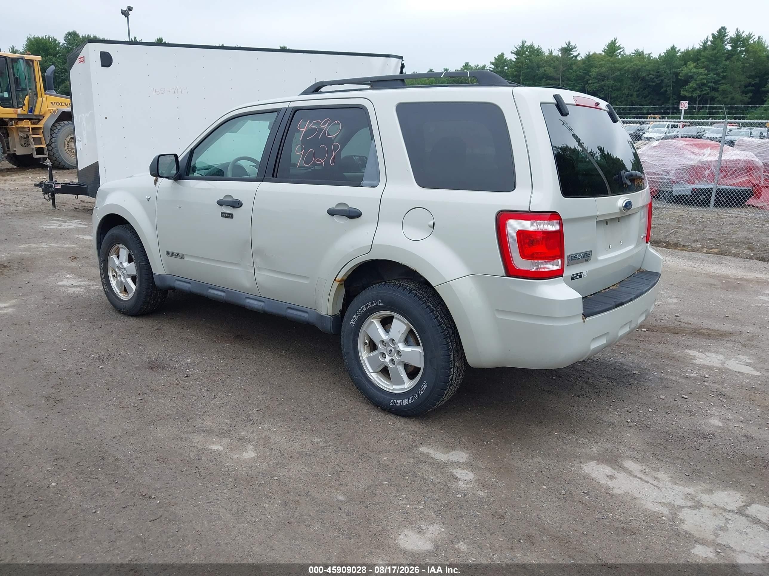 2008 Ford Escape Xlt Cream vin: 1FMCU93128KB26902