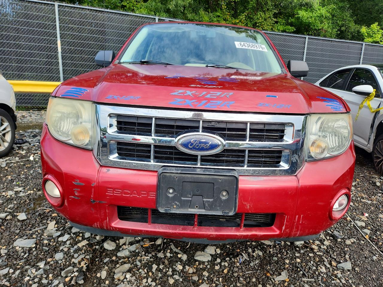 2008 Ford Escape Xlt Red vin: 1FMCU93128KB35437