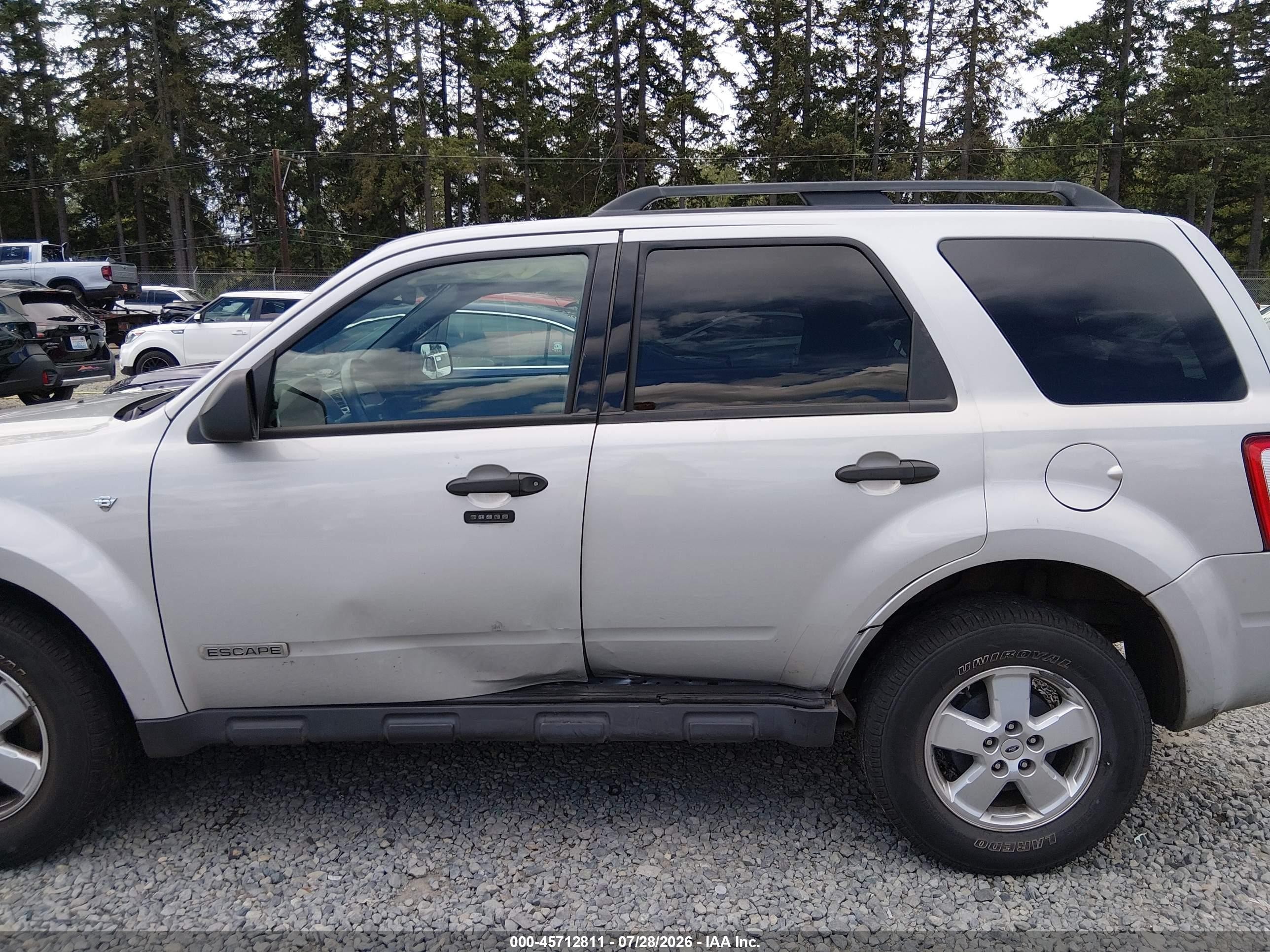 2008 Ford Escape Xlt Silver vin: 1FMCU93128KB69118