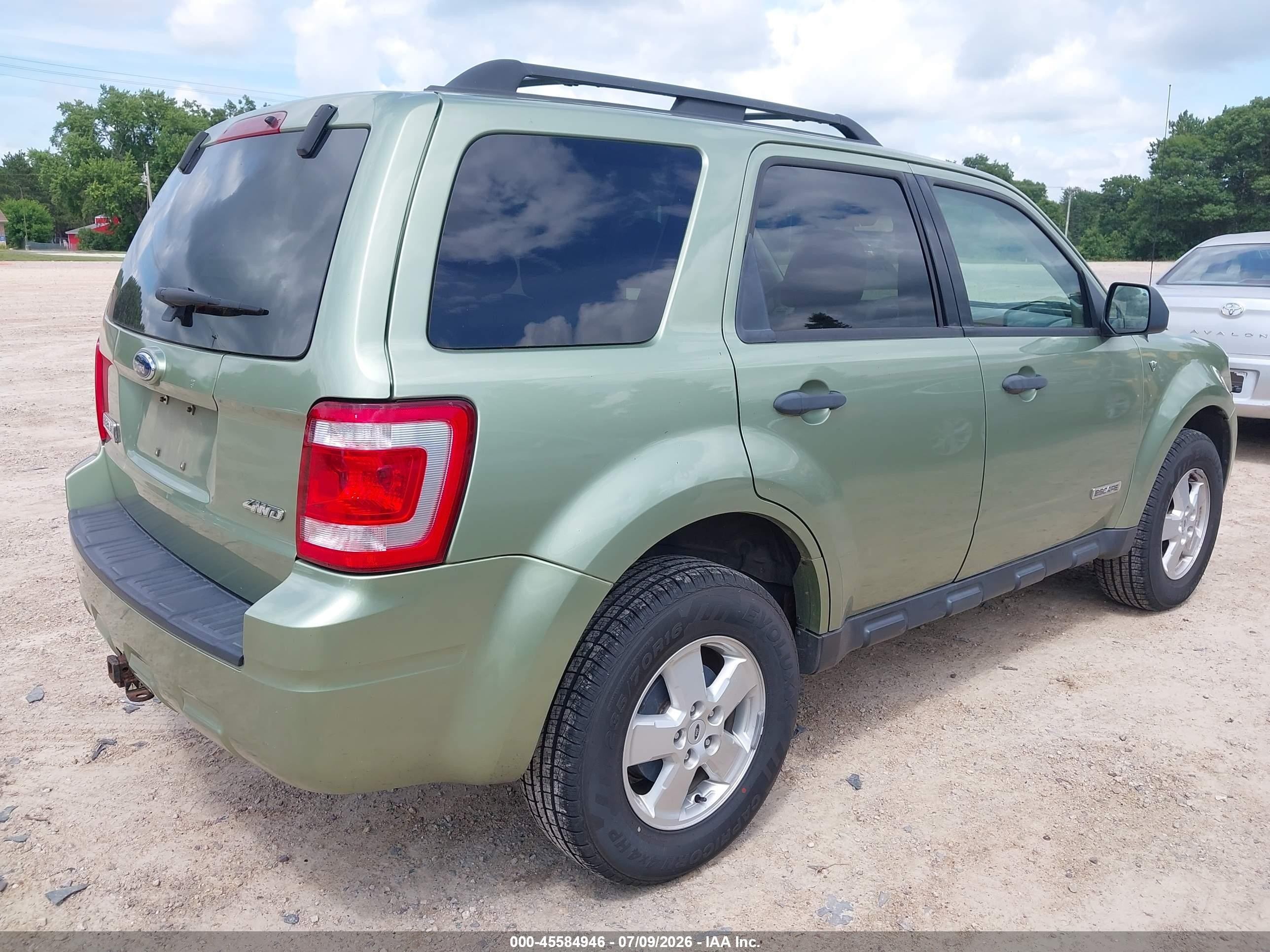 2008 Ford Escape Xlt Зеленый vin: 1FMCU93128KE21613