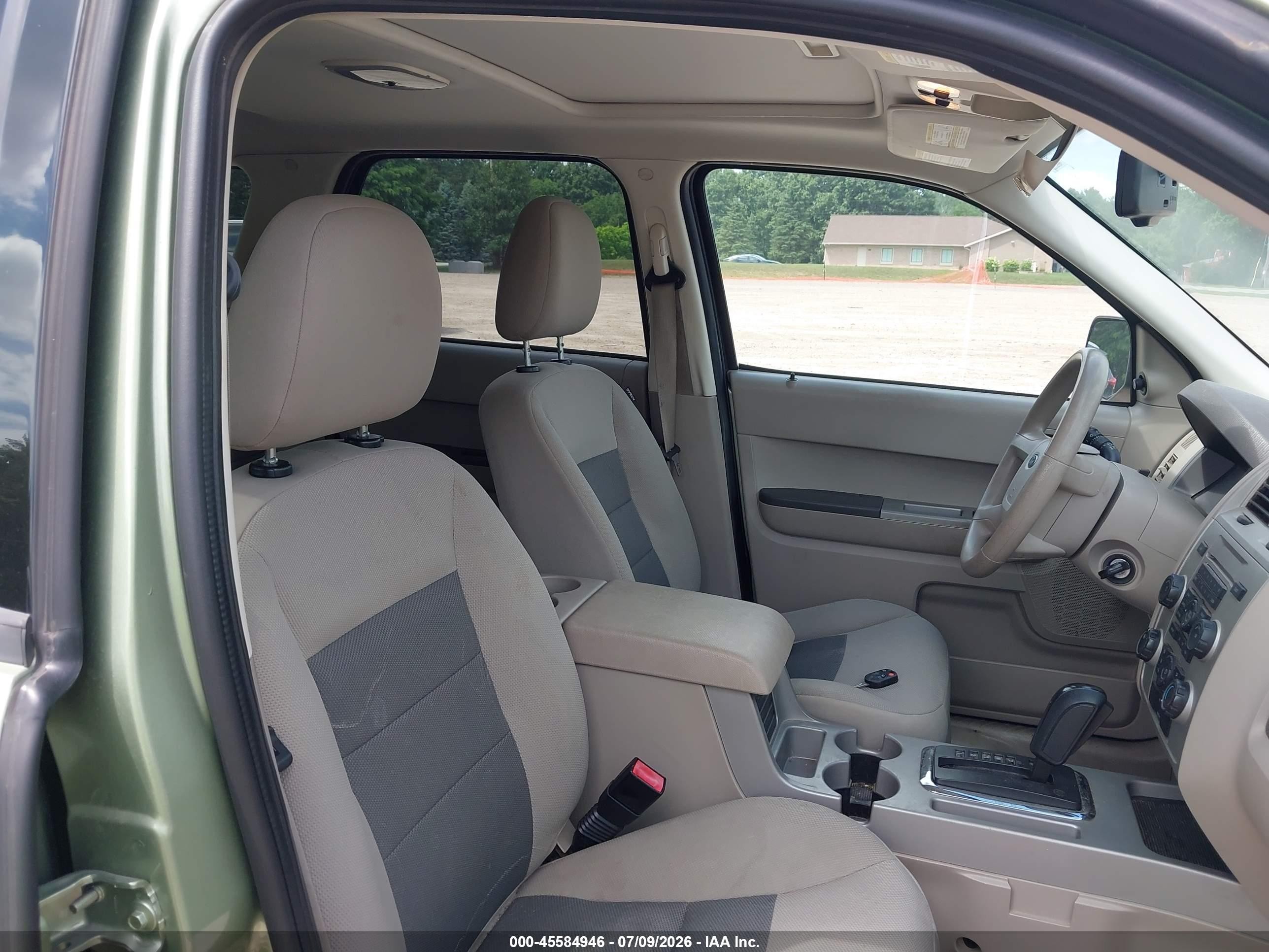 2008 Ford Escape Xlt Зеленый vin: 1FMCU93128KE21613