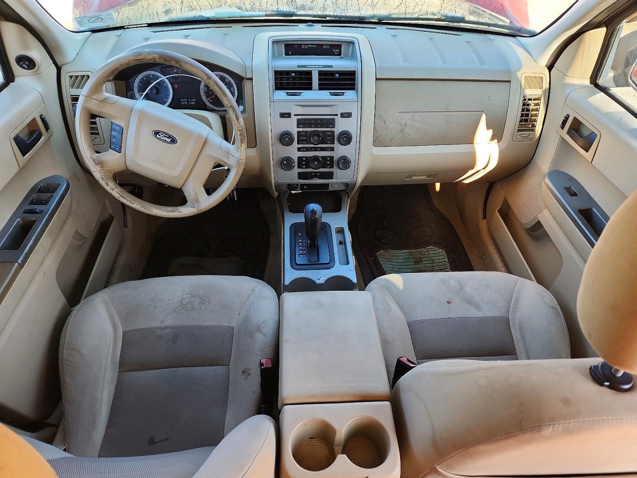 2008 Ford Escape Xlt Red vin: 1FMCU93128KE31719