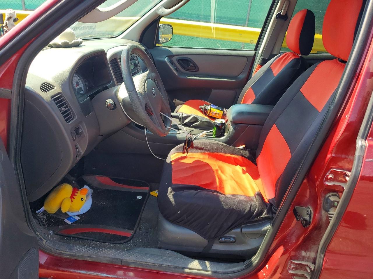 2005 Ford Escape Xlt Темно-бордовый vin: 1FMCU93135KB12700