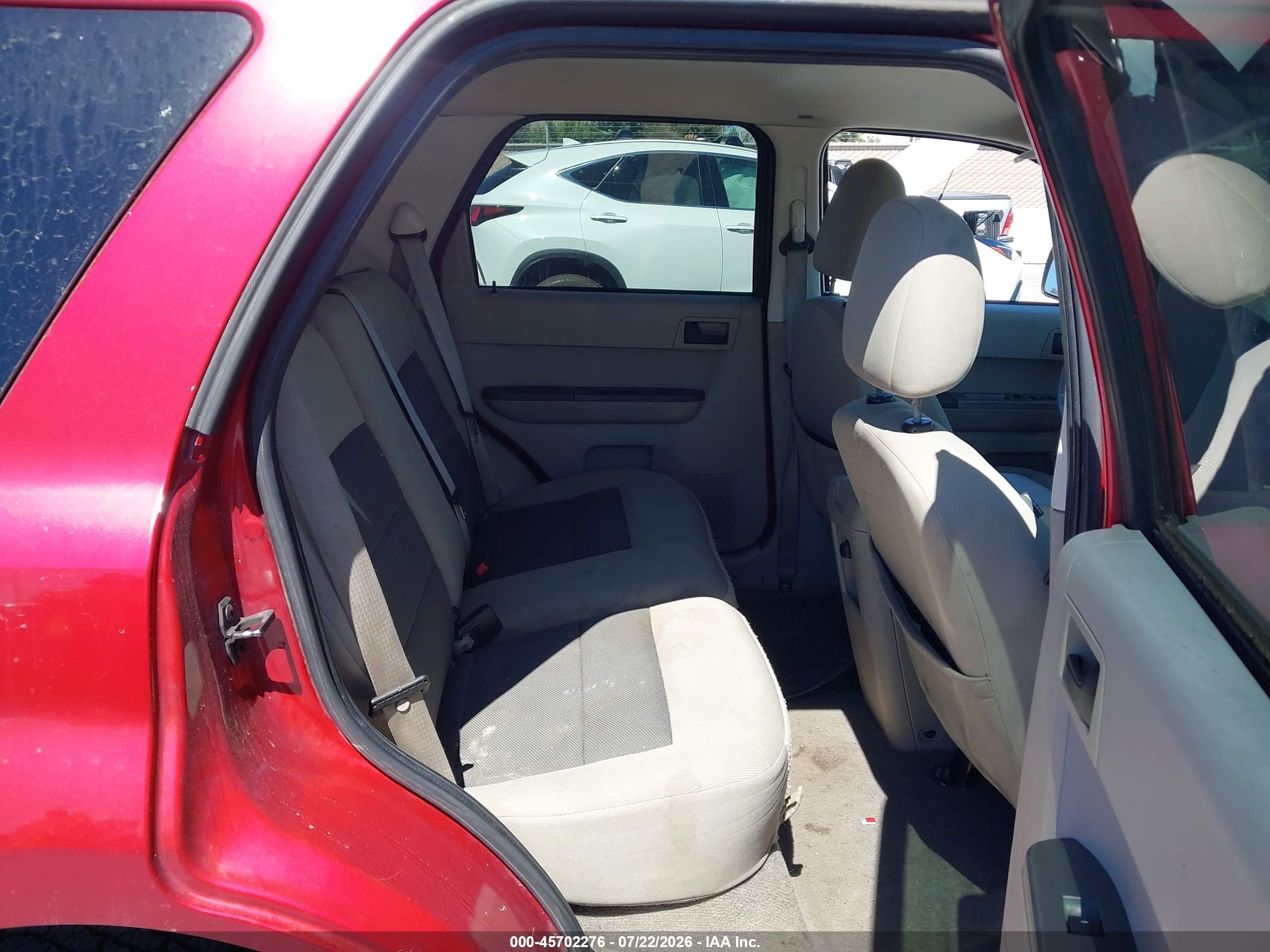 2008 Ford Escape Xlt Burgundy vin: 1FMCU93138KA09426