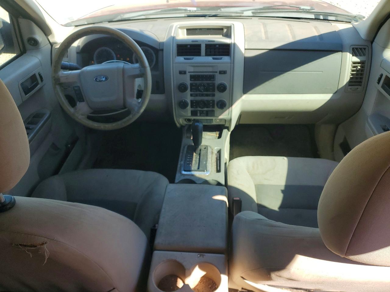 2008 Ford Escape Xlt Red vin: 1FMCU93138KA13928