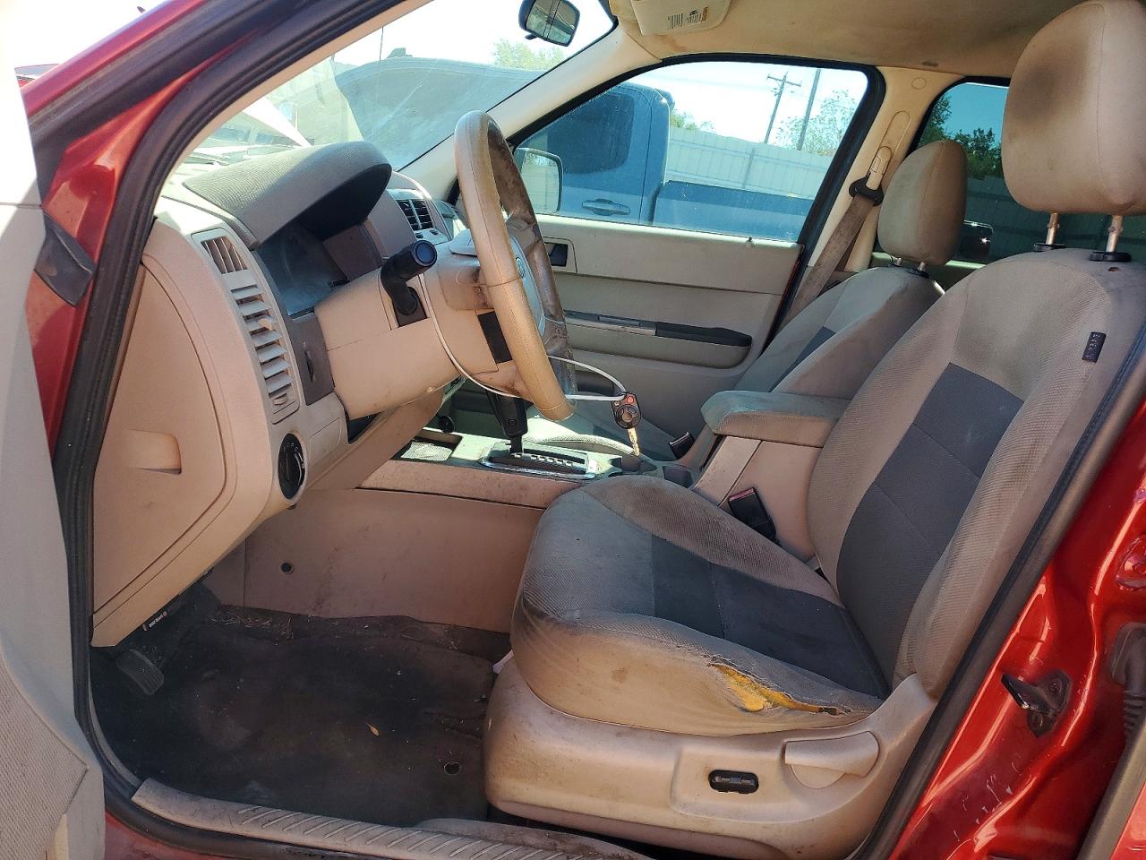 2008 Ford Escape Xlt Red vin: 1FMCU93138KA13928