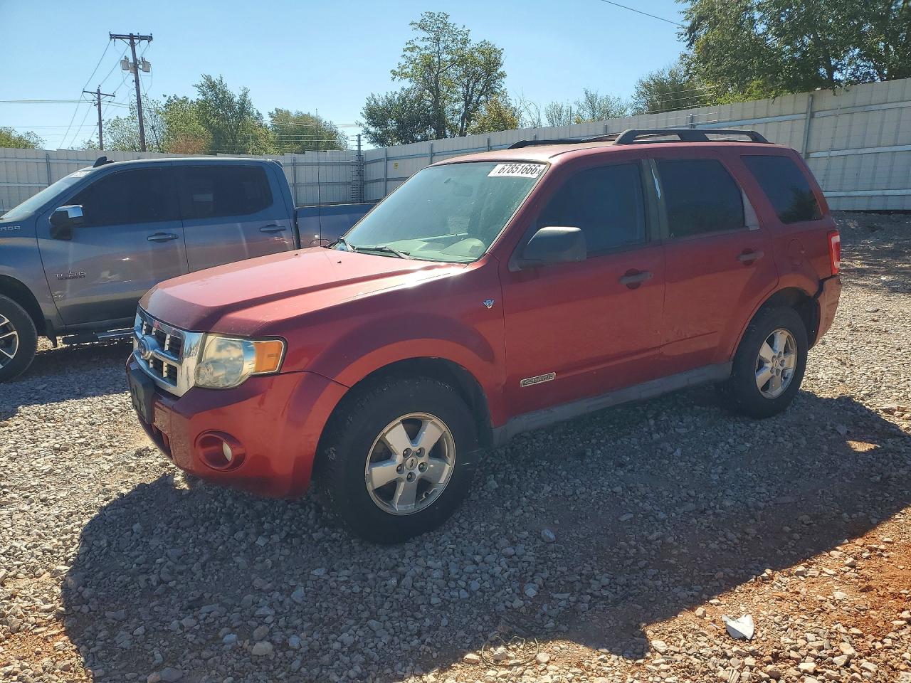 2008 Ford Escape Xlt Red vin: 1FMCU93138KA13928