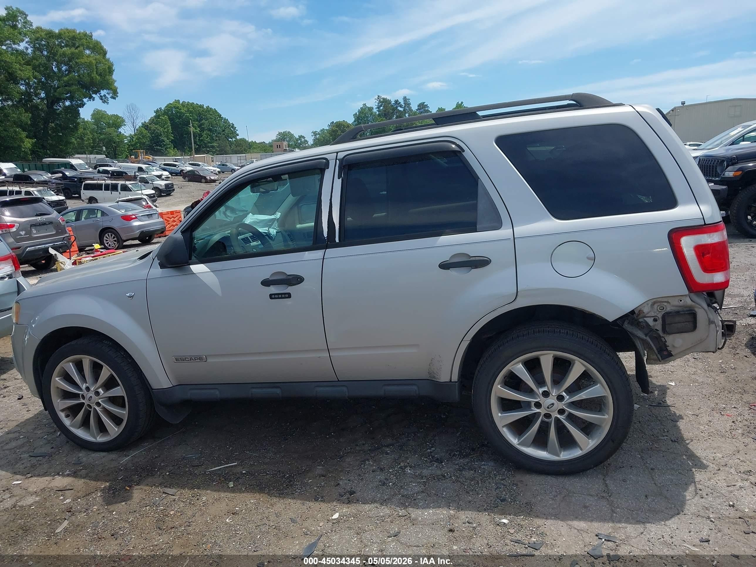 2008 Ford Escape Xlt Silver vin: 1FMCU93138KA33550