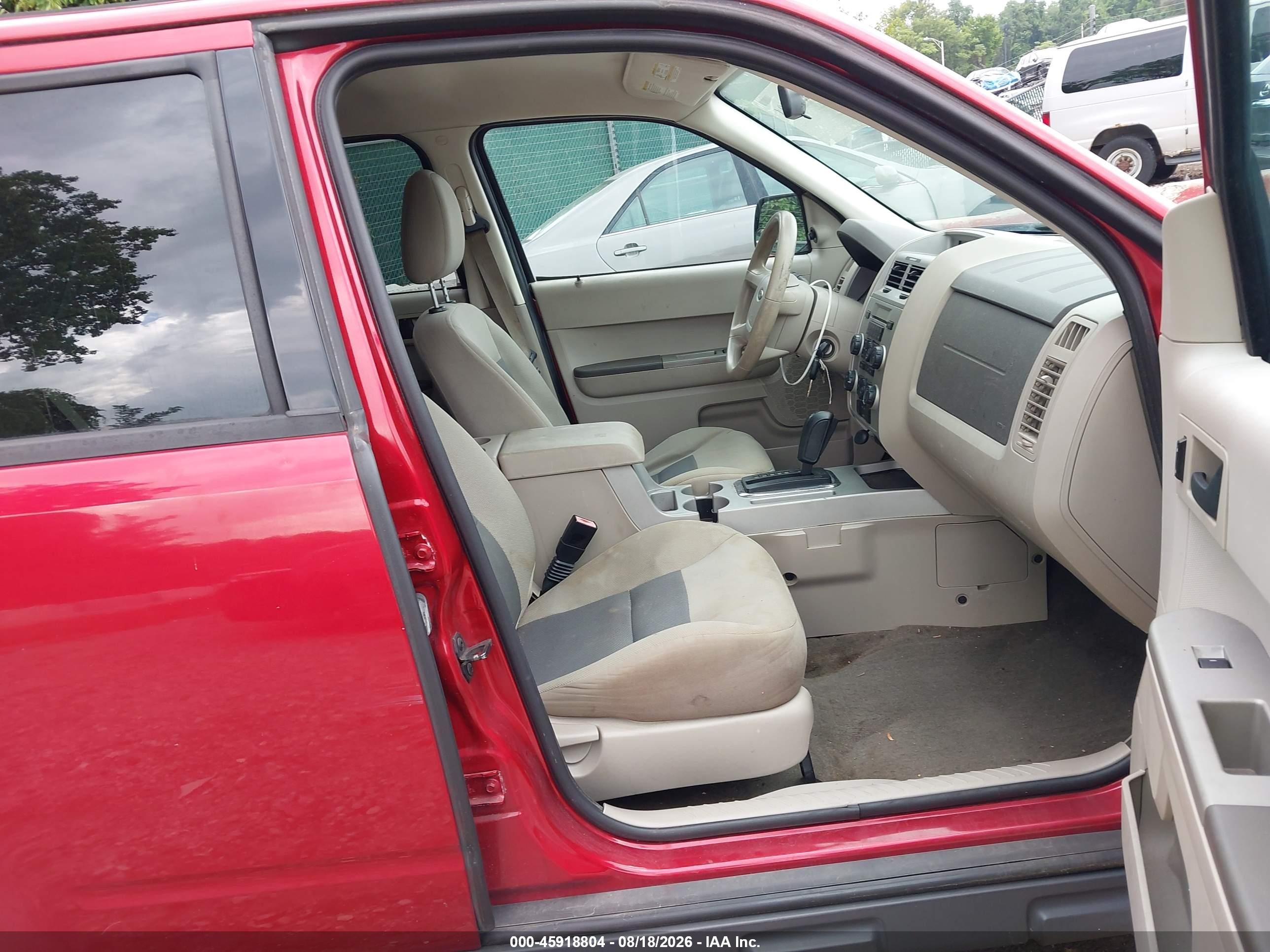 2008 Ford Escape Xlt Red vin: 1FMCU93138KD90338