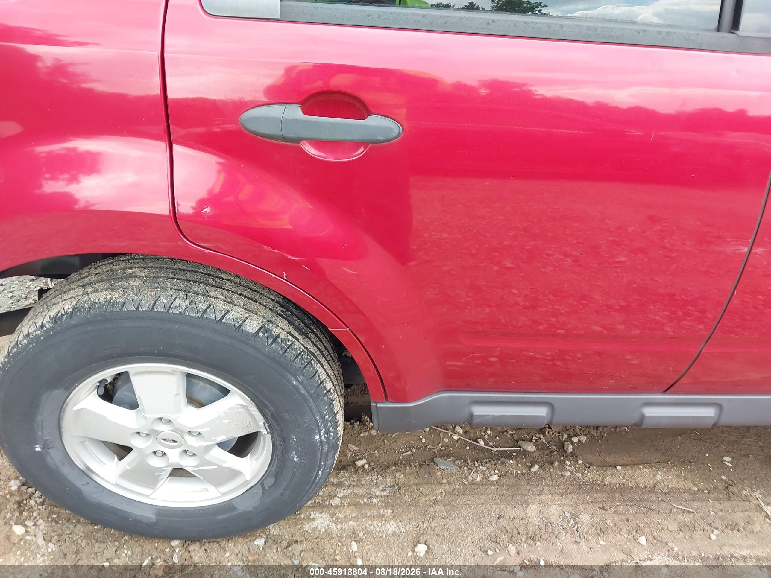 2008 Ford Escape Xlt Red vin: 1FMCU93138KD90338