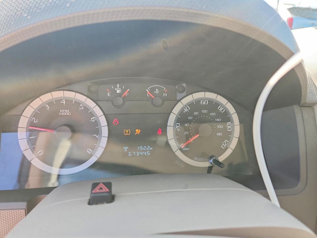 2008 Ford Escape Xlt White vin: 1FMCU93138KE58802