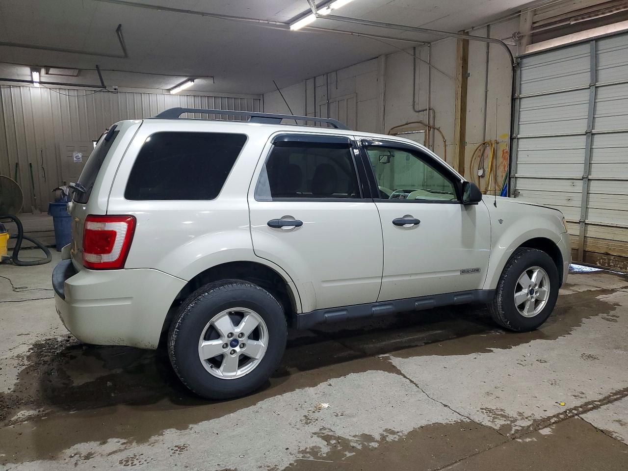 2008 Ford Escape Xlt Silver vin: 1FMCU93138KE67807