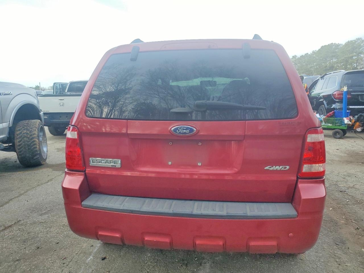 2008 Ford Escape Xlt Red vin: 1FMCU93148KA66637