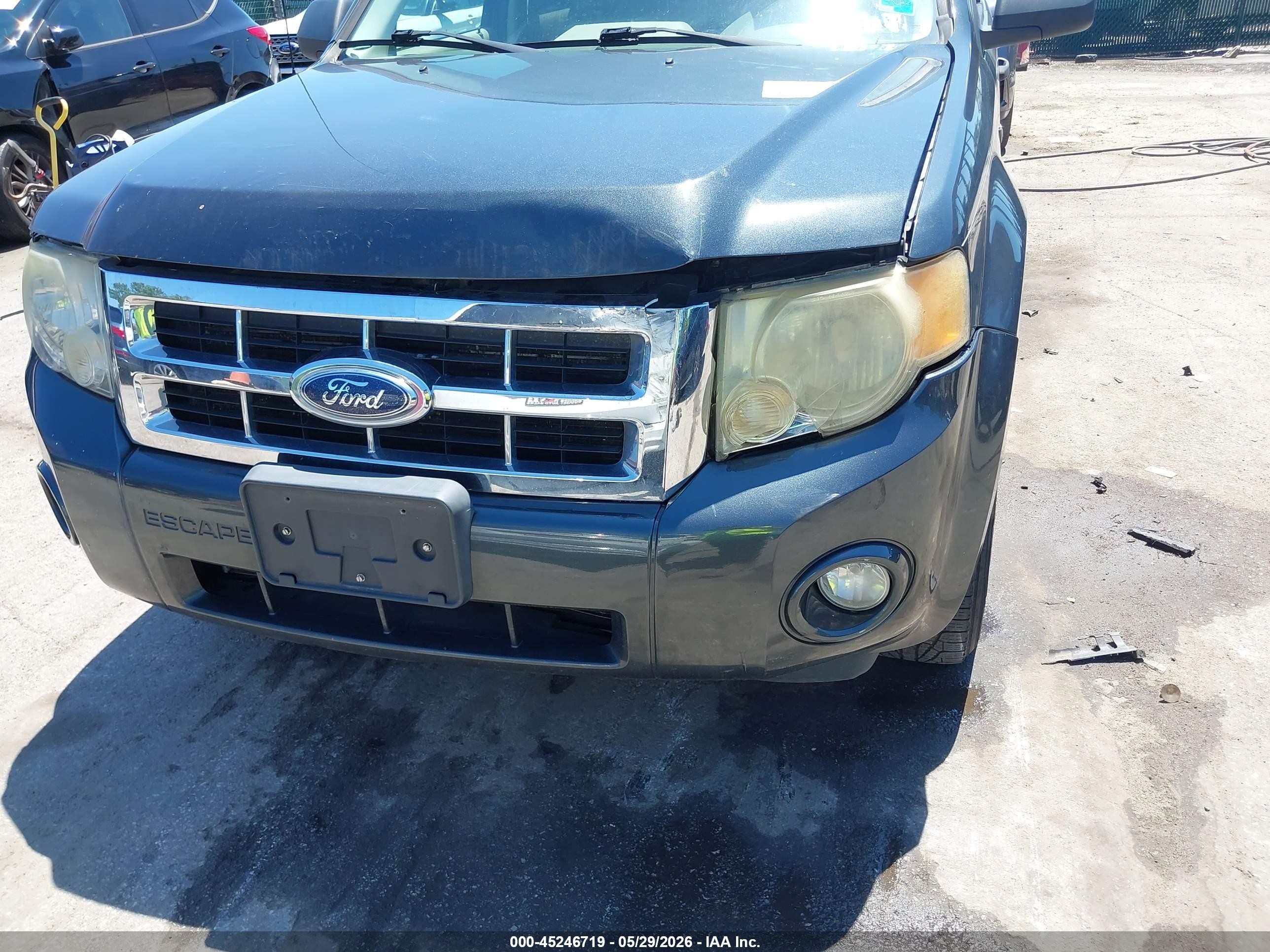 2008 Ford Escape Xlt Blue vin: 1FMCU93148KB78239