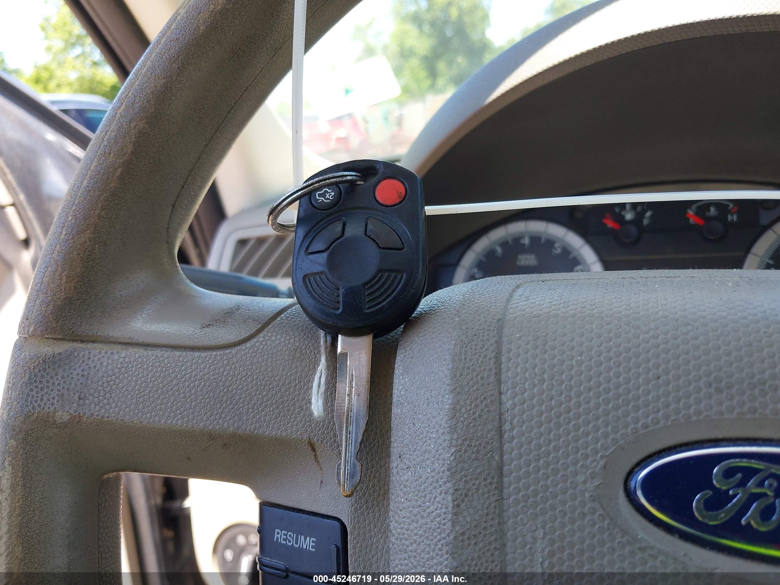 2008 Ford Escape Xlt Blue vin: 1FMCU93148KB78239