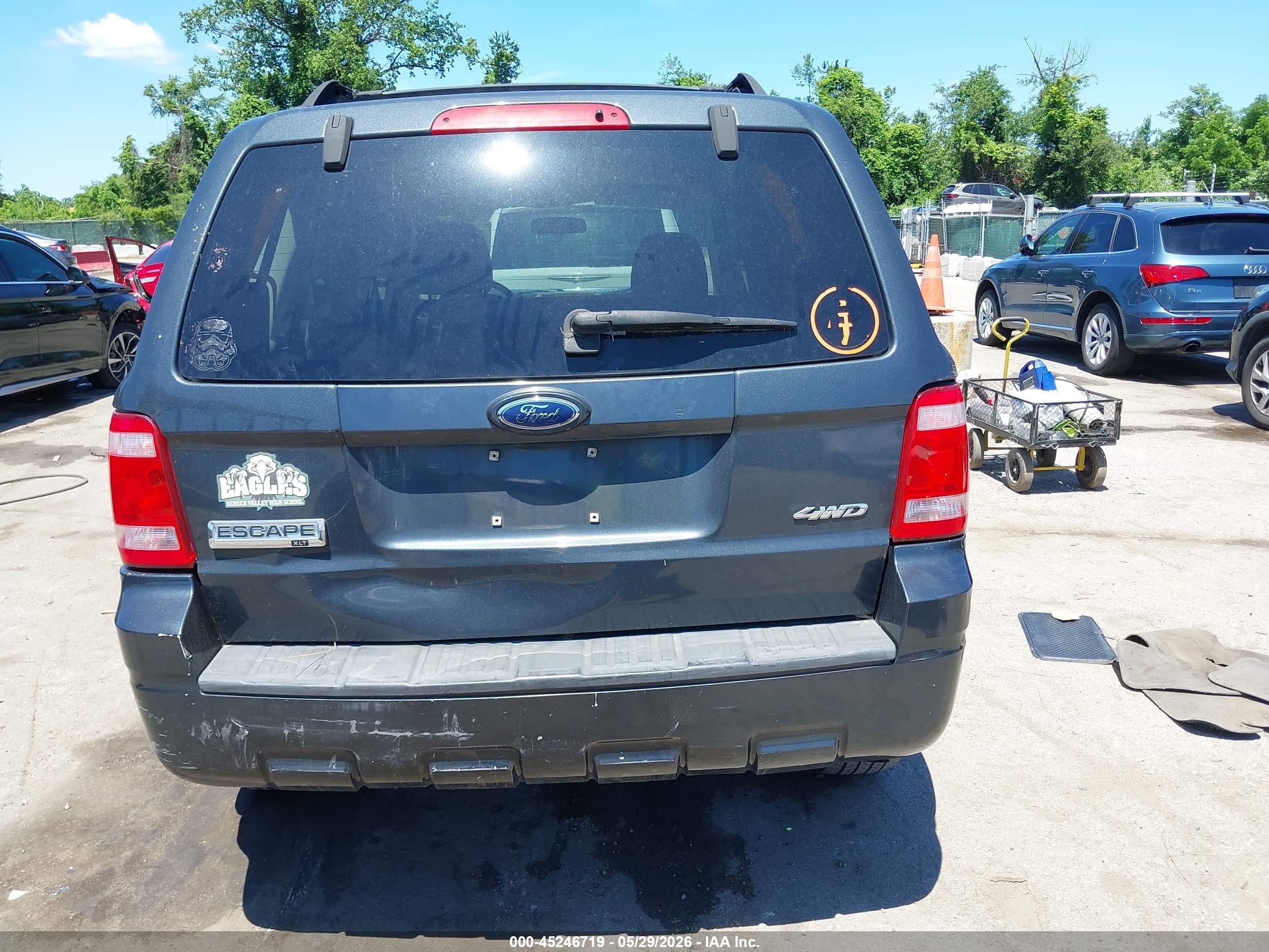 2008 Ford Escape Xlt Blue vin: 1FMCU93148KB78239