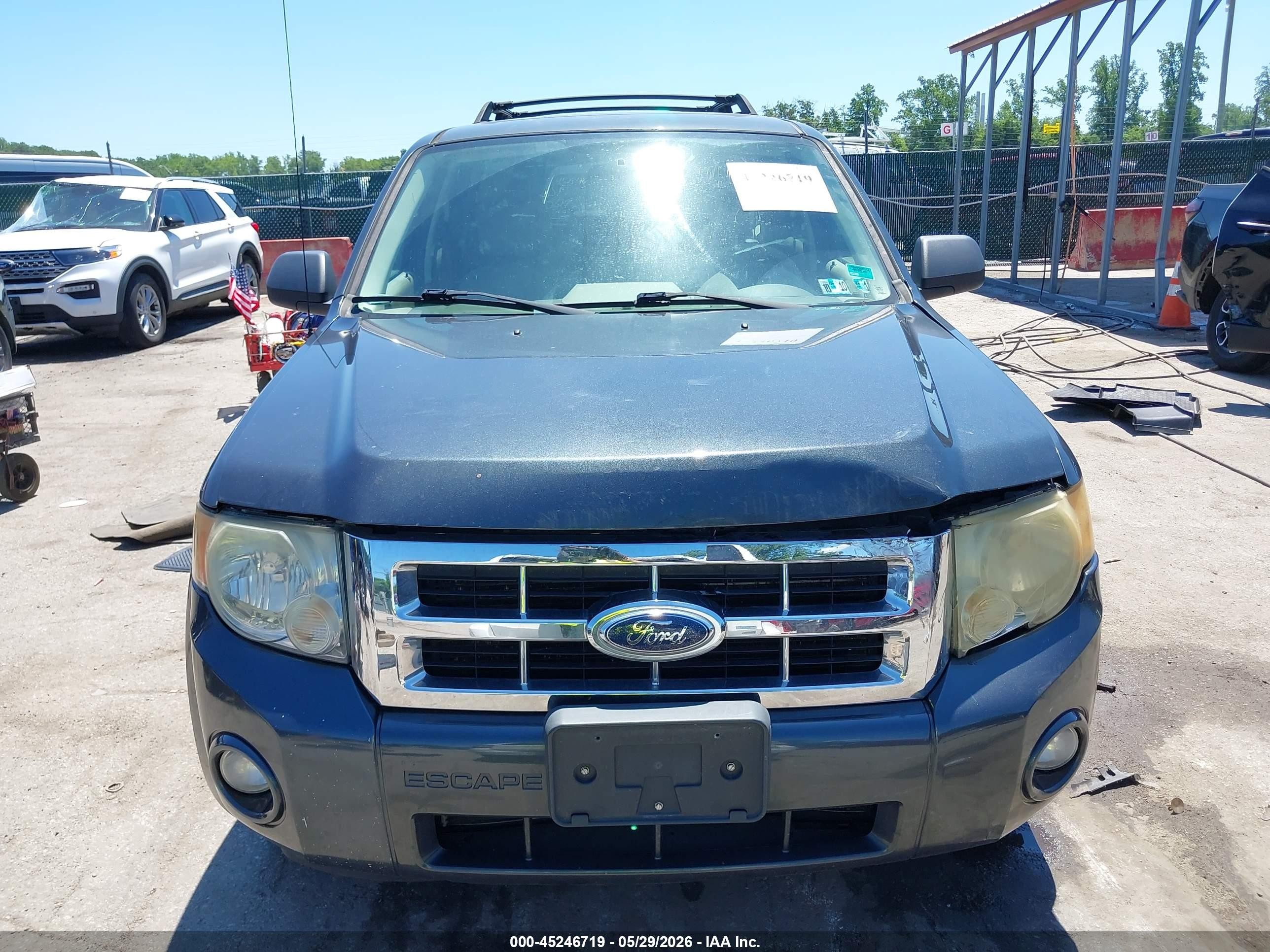 2008 Ford Escape Xlt Blue vin: 1FMCU93148KB78239