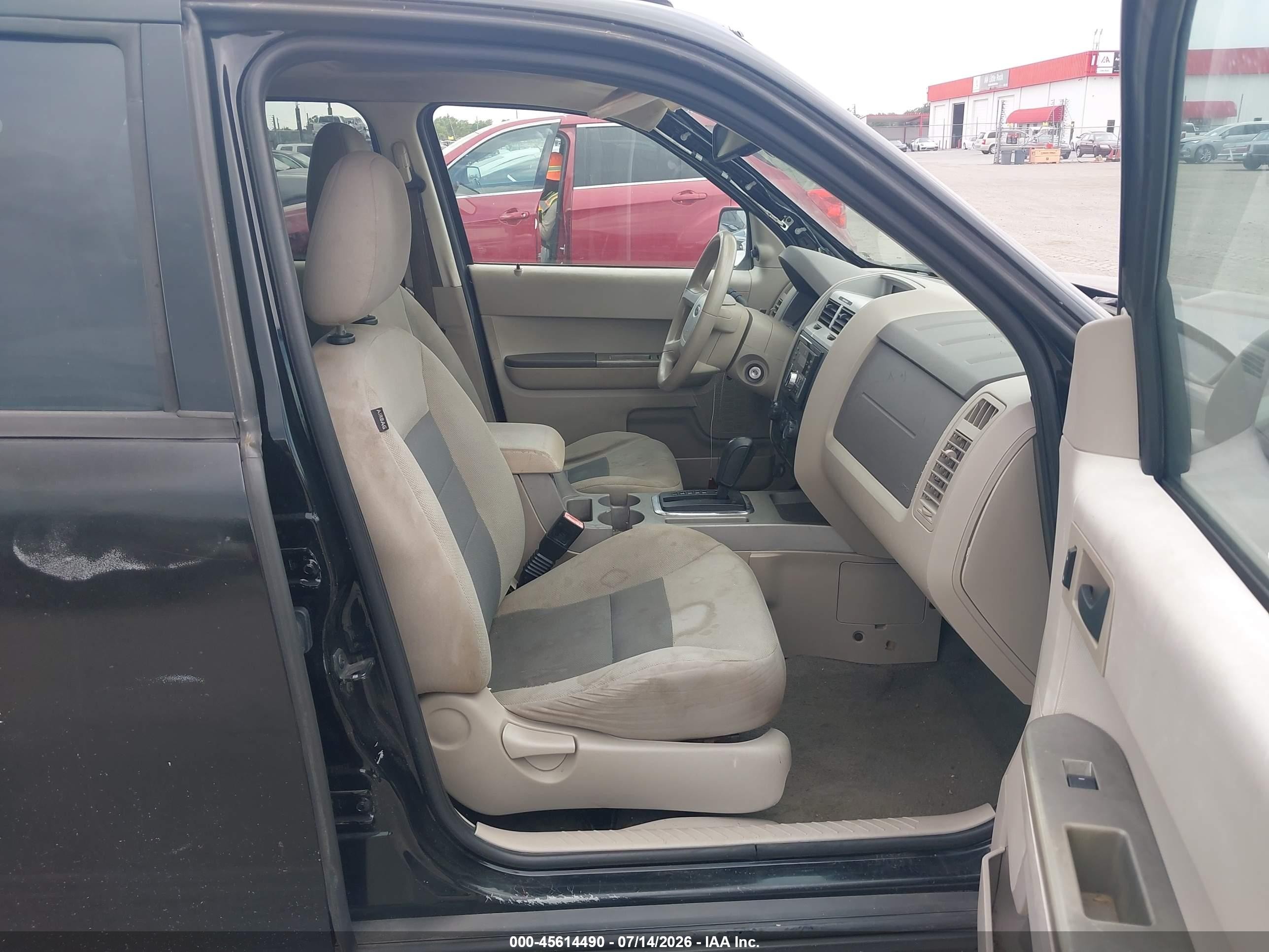 2008 Ford Escape Xlt Black vin: 1FMCU93148KC45535