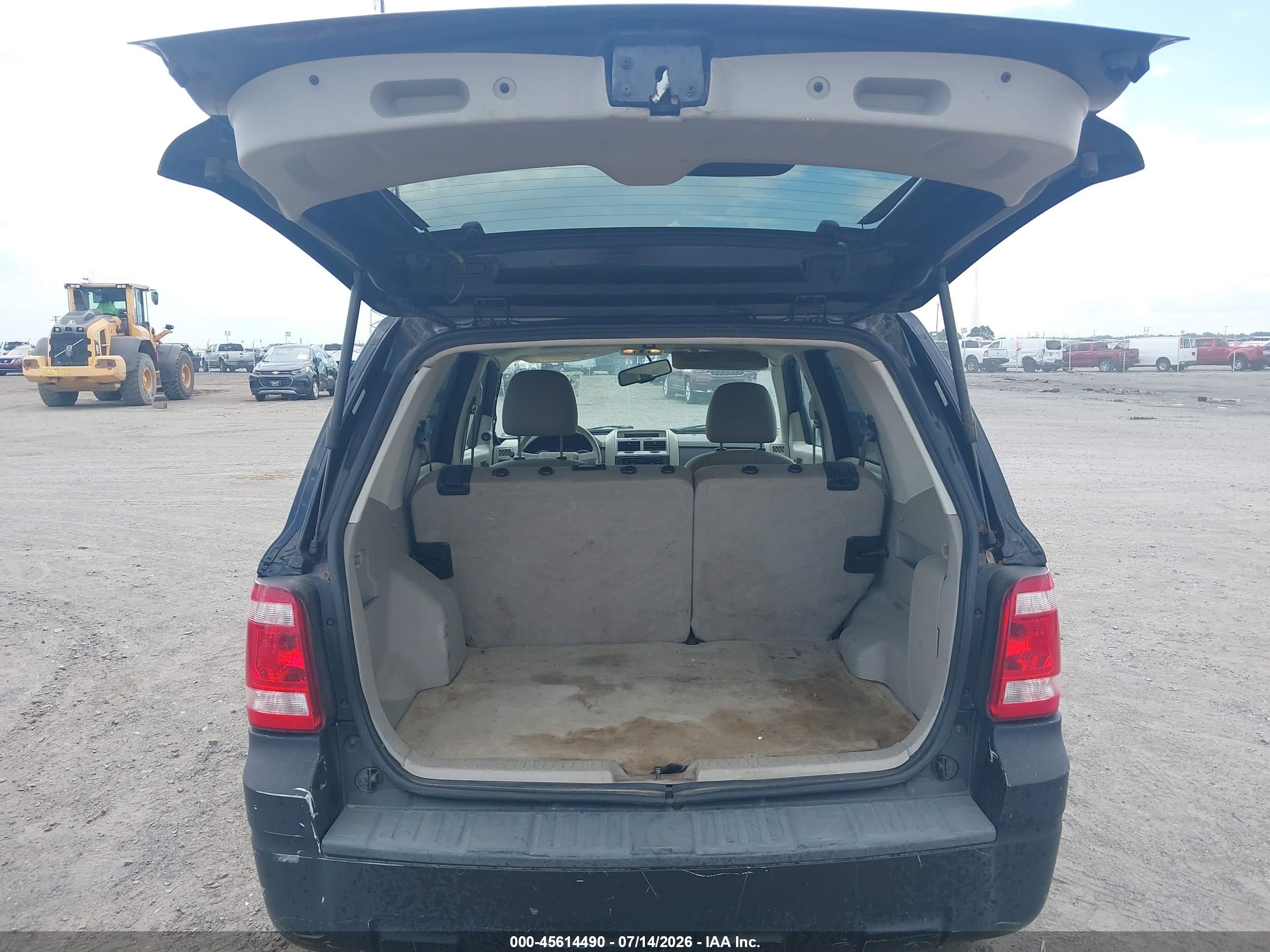 2008 Ford Escape Xlt Black vin: 1FMCU93148KC45535