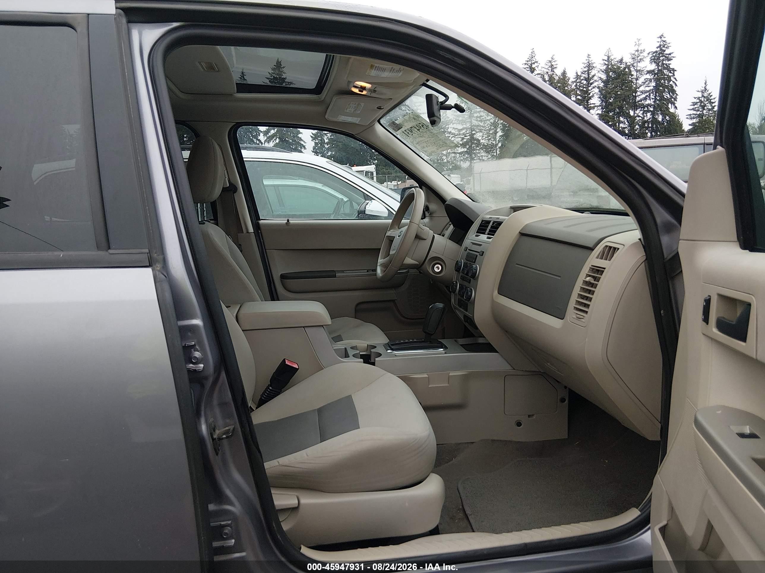 2008 Ford Escape Xlt Серый vin: 1FMCU93148KC91754