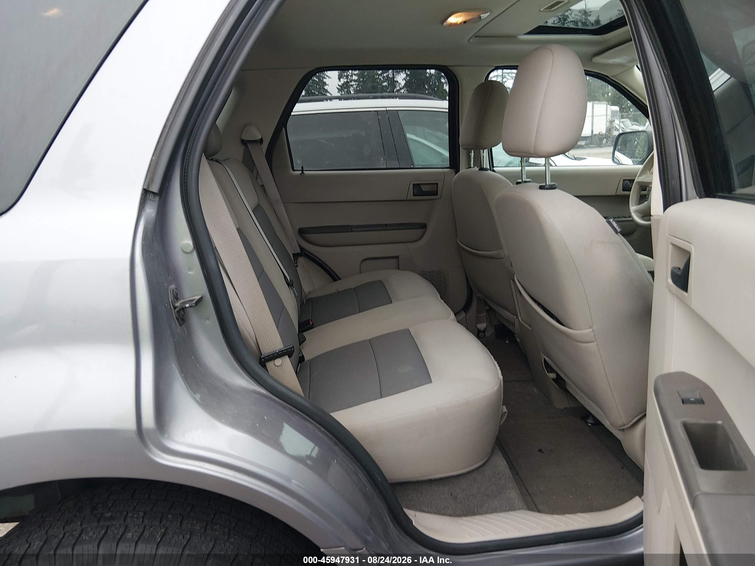 2008 Ford Escape Xlt Серый vin: 1FMCU93148KC91754