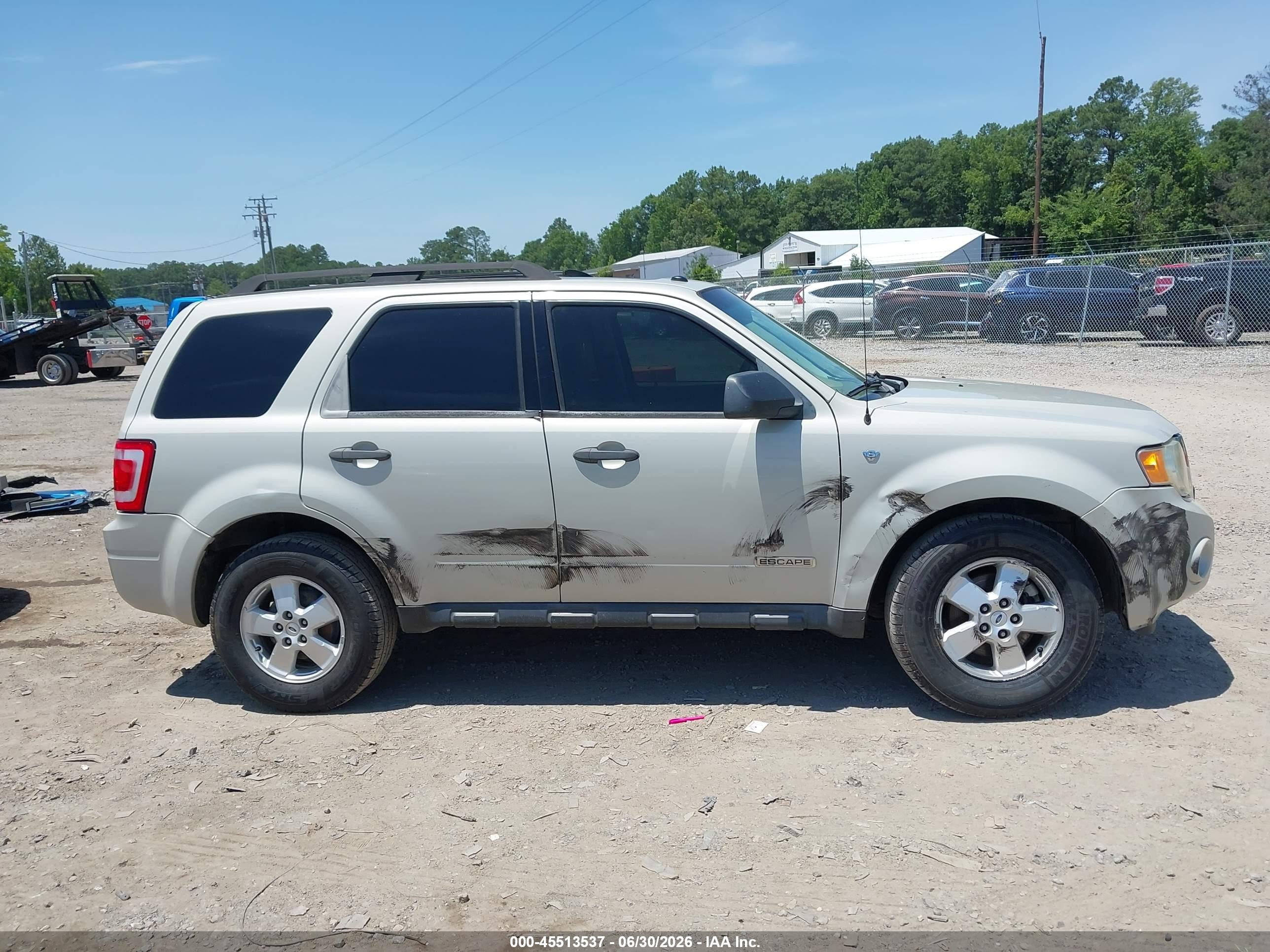 2008 Ford Escape Xlt Silver vin: 1FMCU93148KD90851