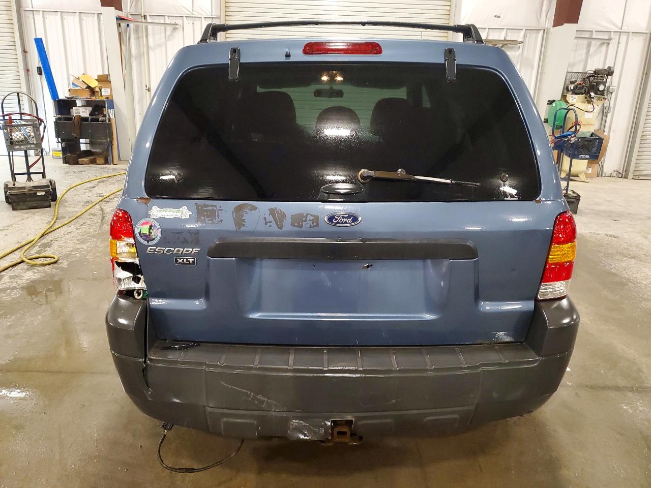 2005 Ford Escape Xlt Blue vin: 1FMCU93155DA10948