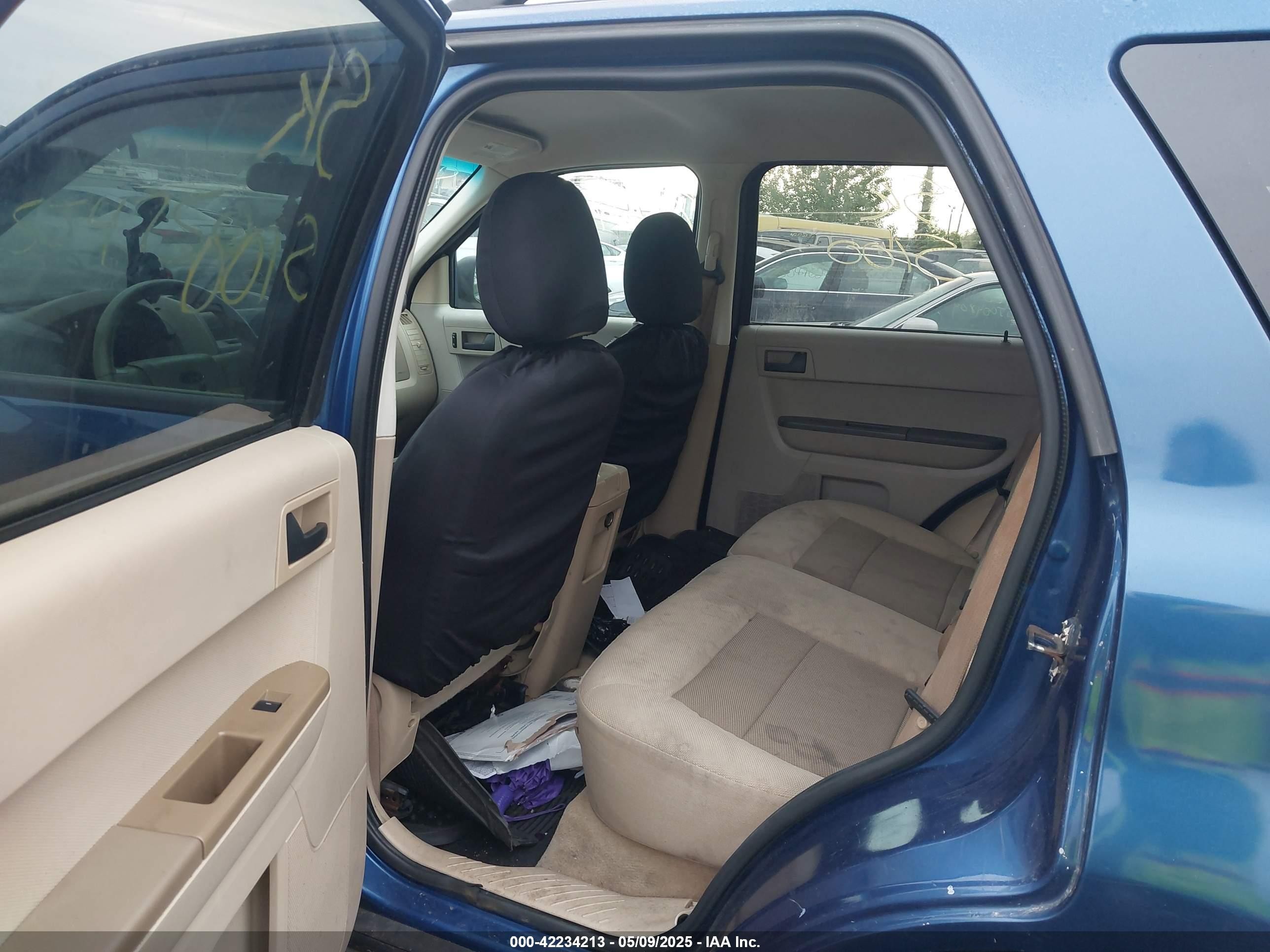 2008 Ford Escape Xlt Blue vin: 1FMCU93158KE03395