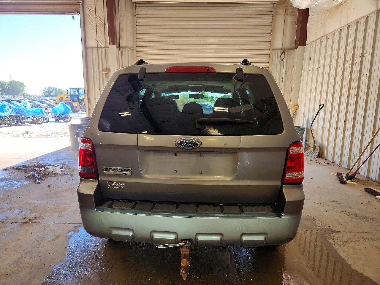 2008 Ford Escape Xlt Gray vin: 1FMCU93168KB67551