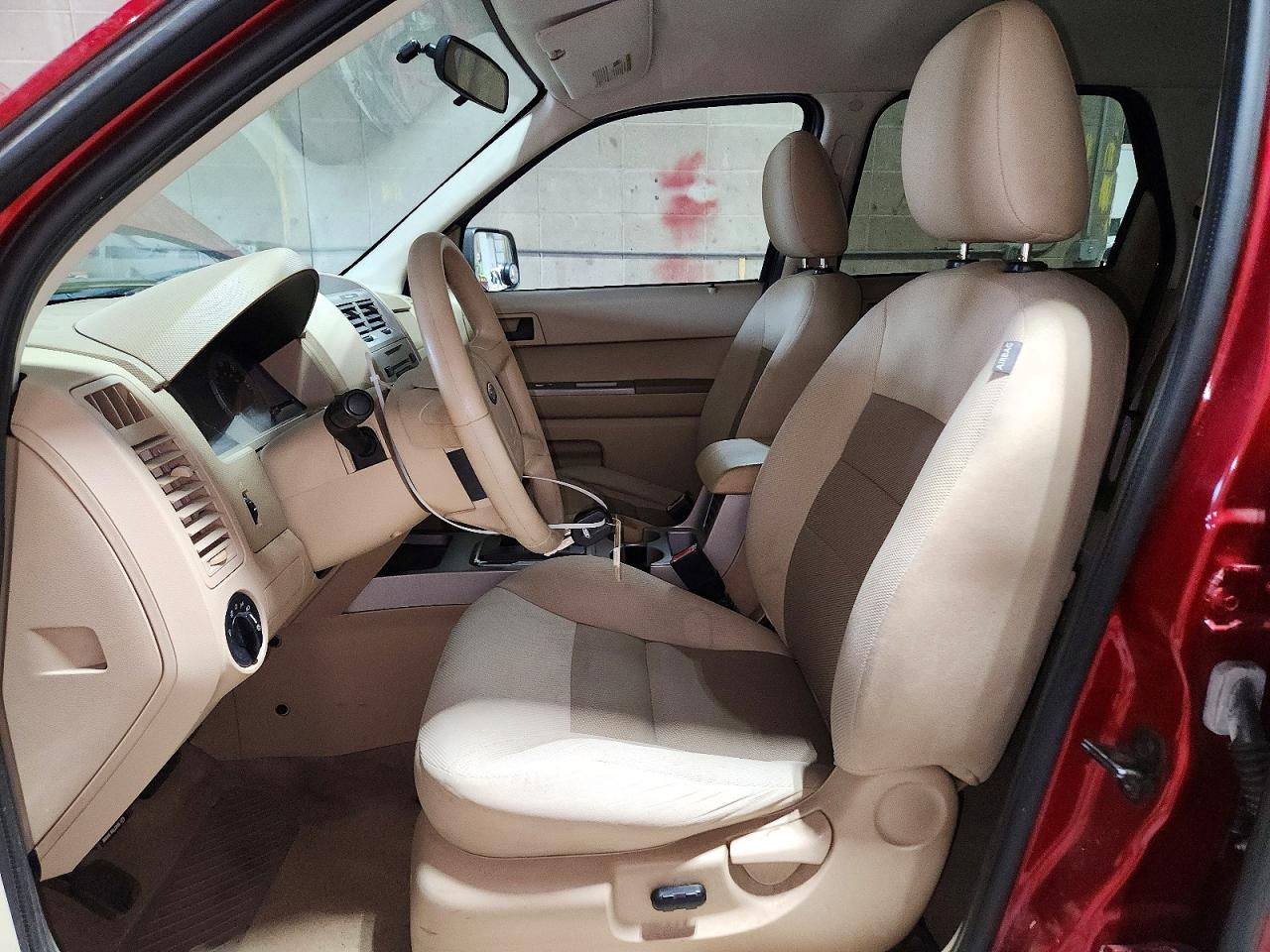 2008 Ford Escape Xlt Red vin: 1FMCU93168KE74976