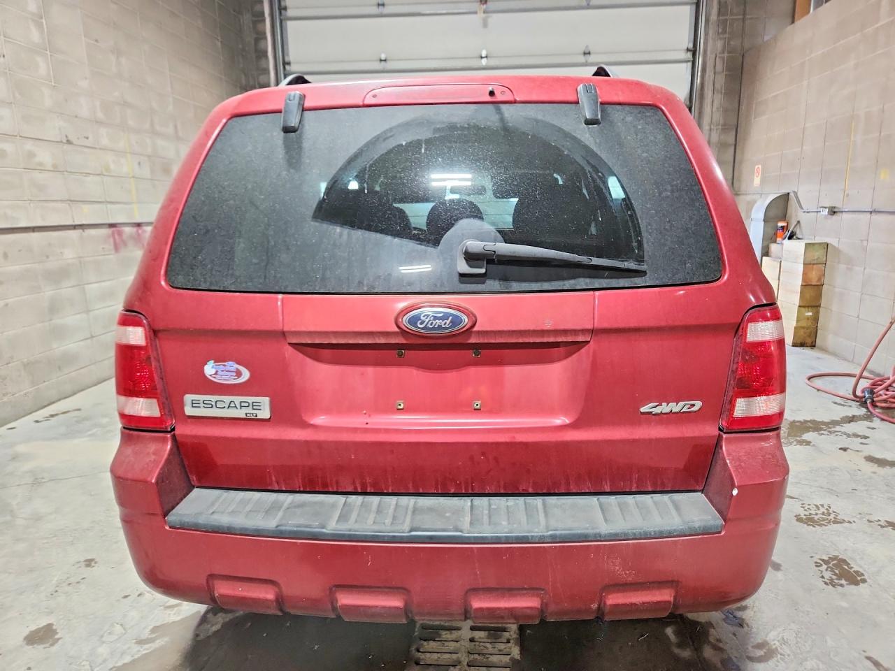 2008 Ford Escape Xlt Red vin: 1FMCU93168KE74976
