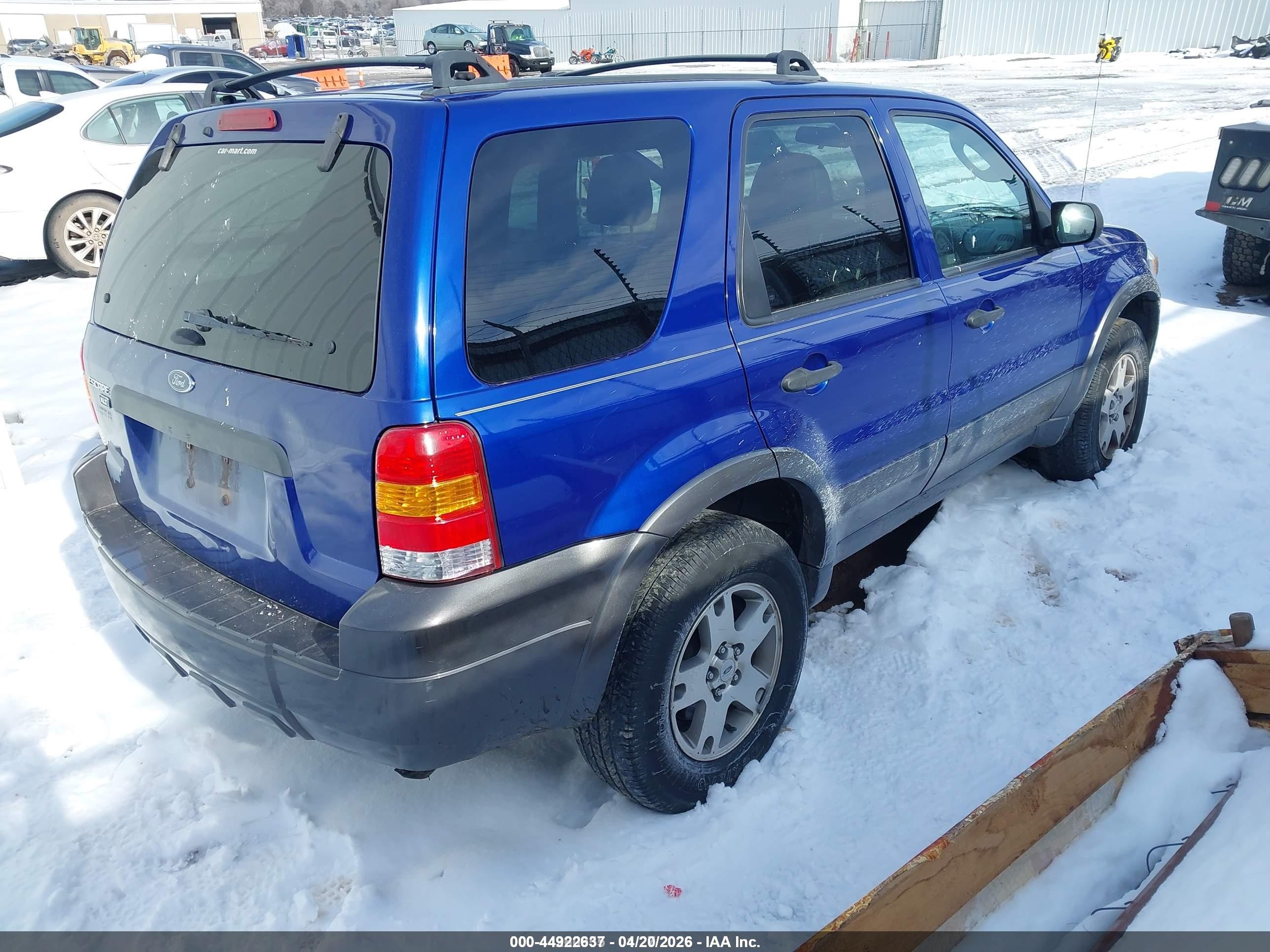 2005 Ford Escape Xlt Blue vin: 1FMCU93175KA43204