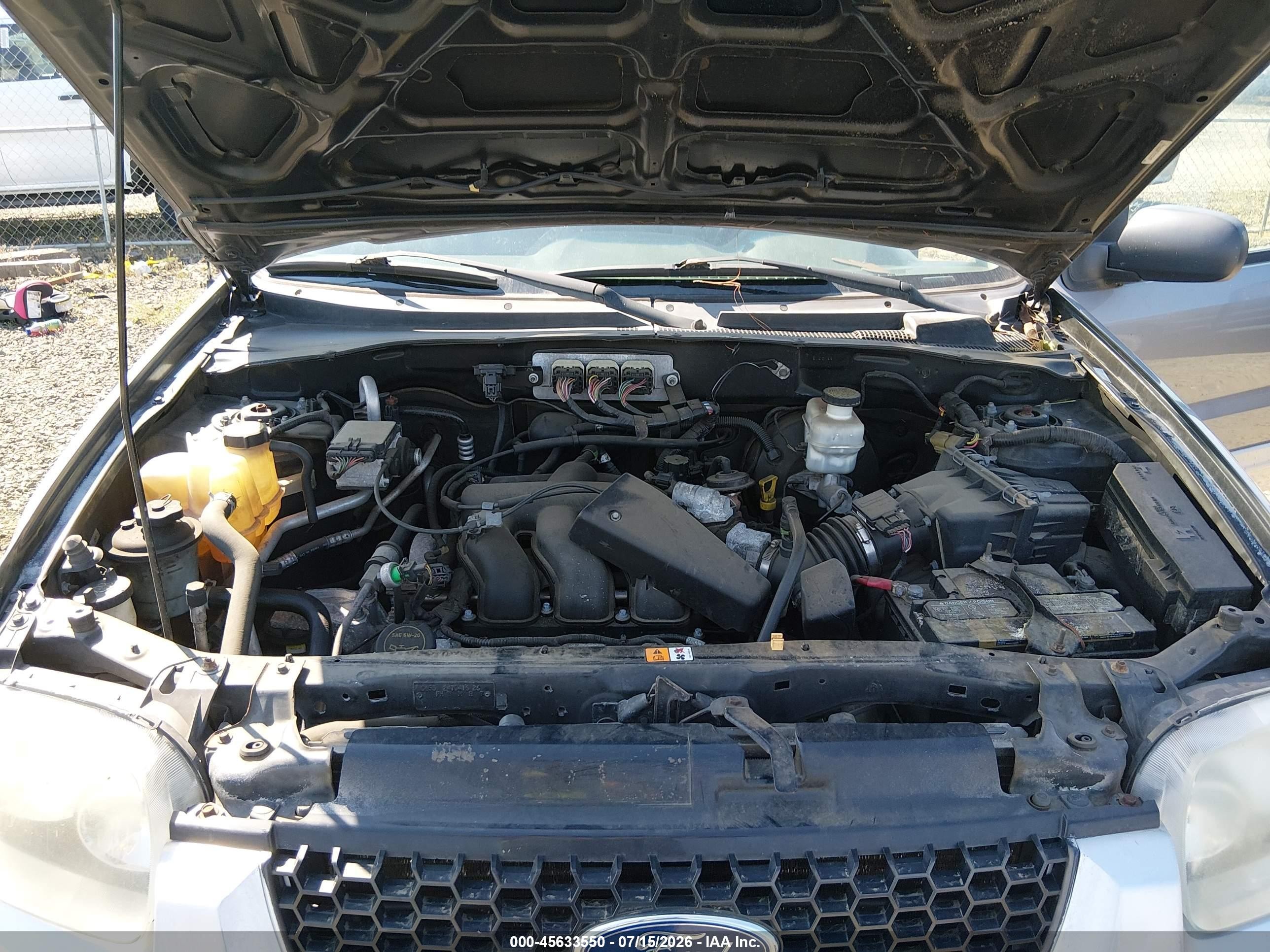 2007 Ford Escape   Gray vin: 1FMCU93177KB89542