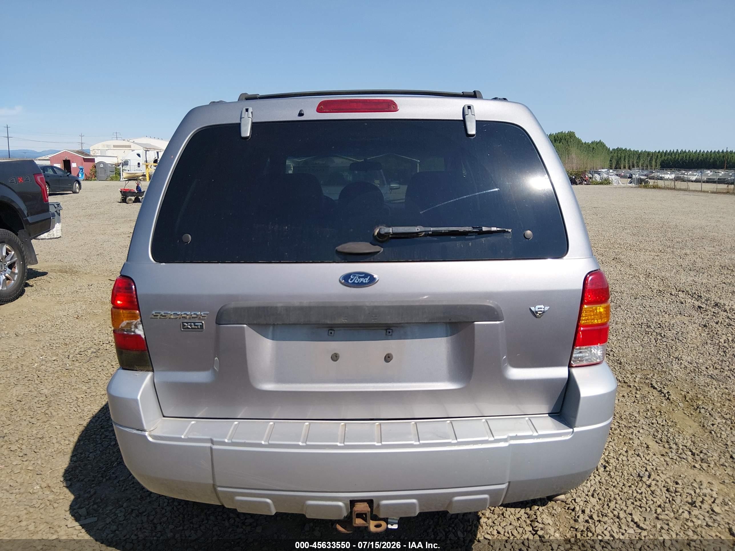 2007 Ford Escape   Gray vin: 1FMCU93177KB89542