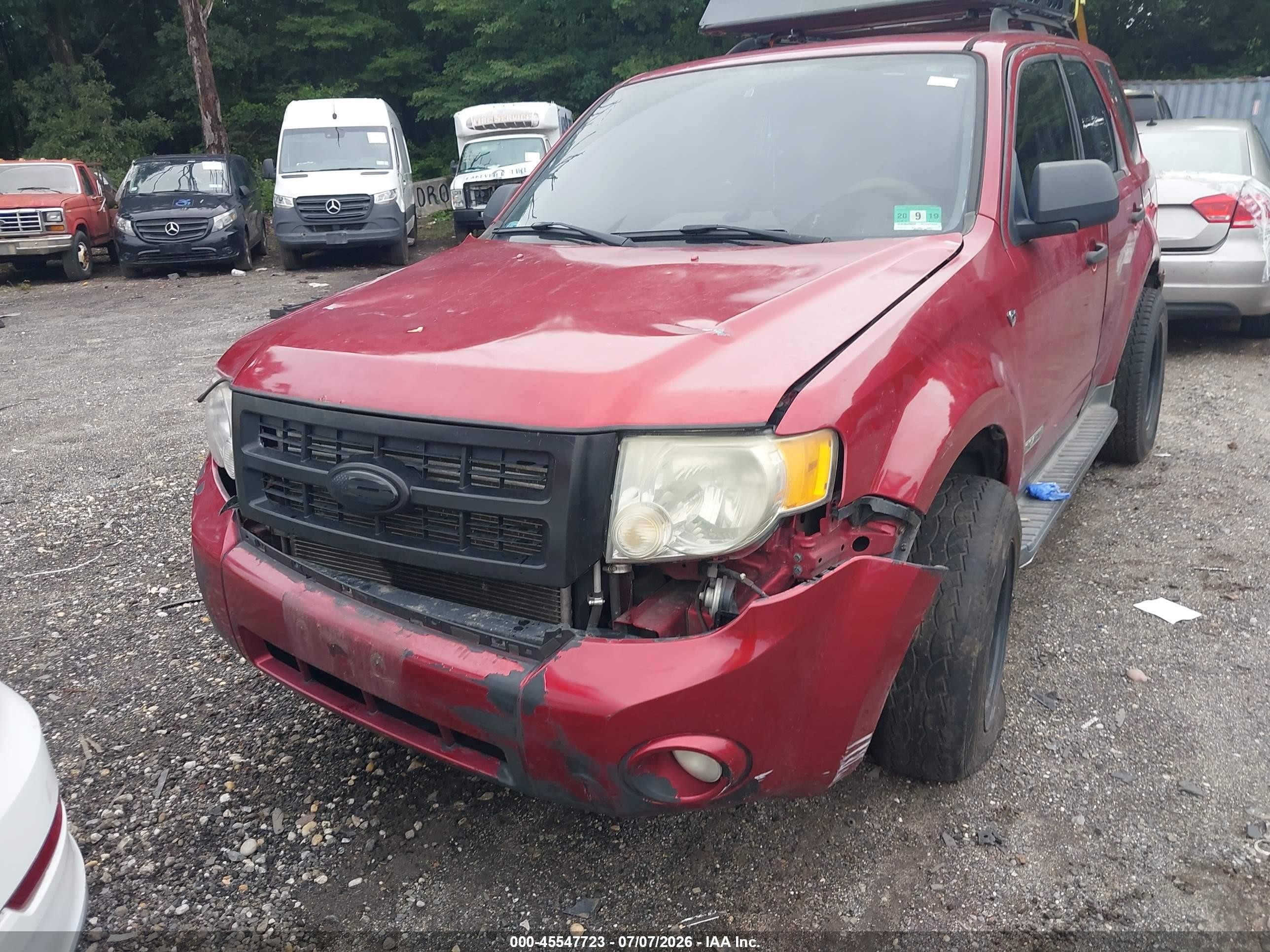 2008 Ford Escape Xlt Maroon vin: 1FMCU93178KB47132