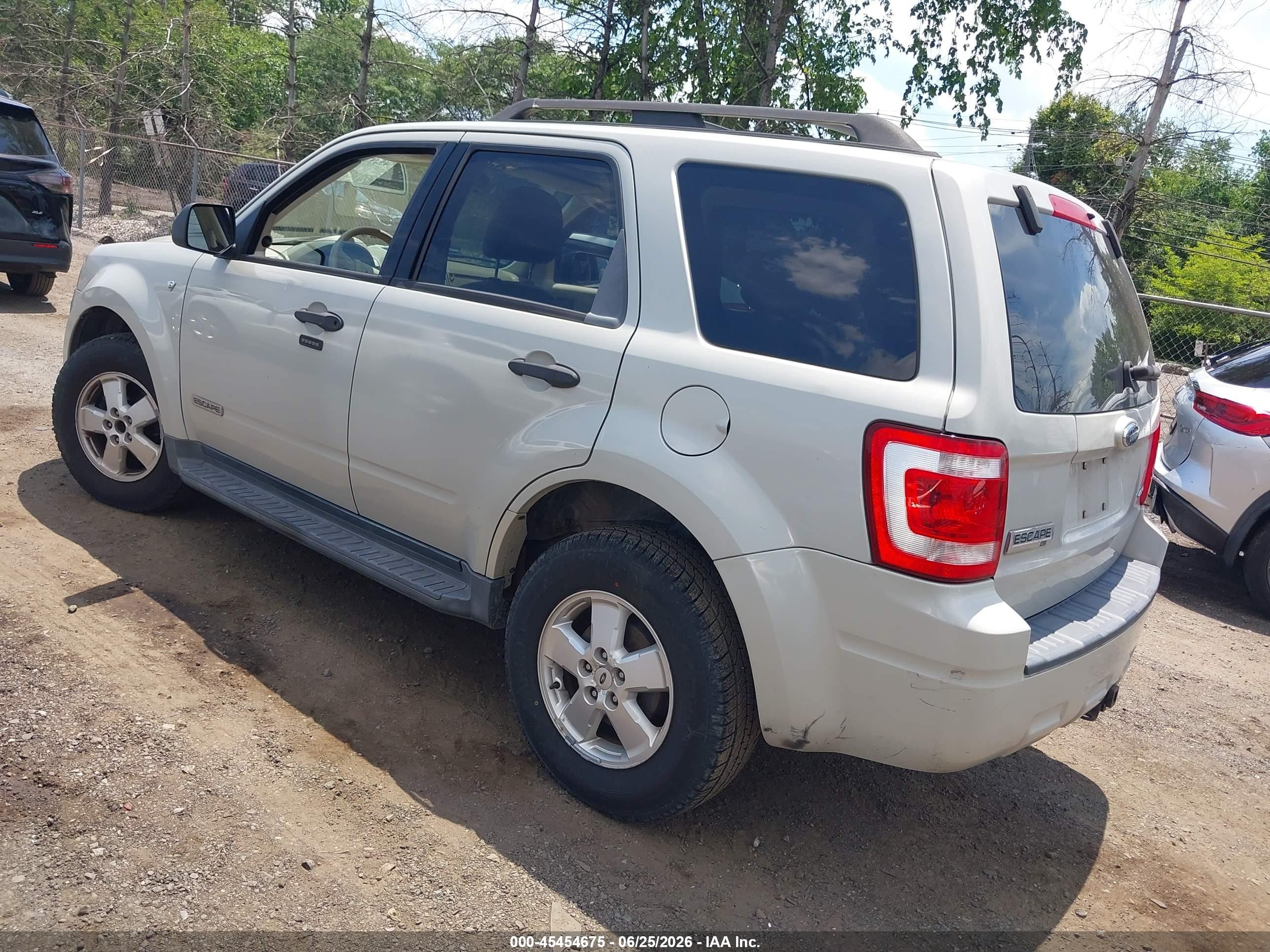 2008 Ford Escape Xlt Gold vin: 1FMCU93178KC69781