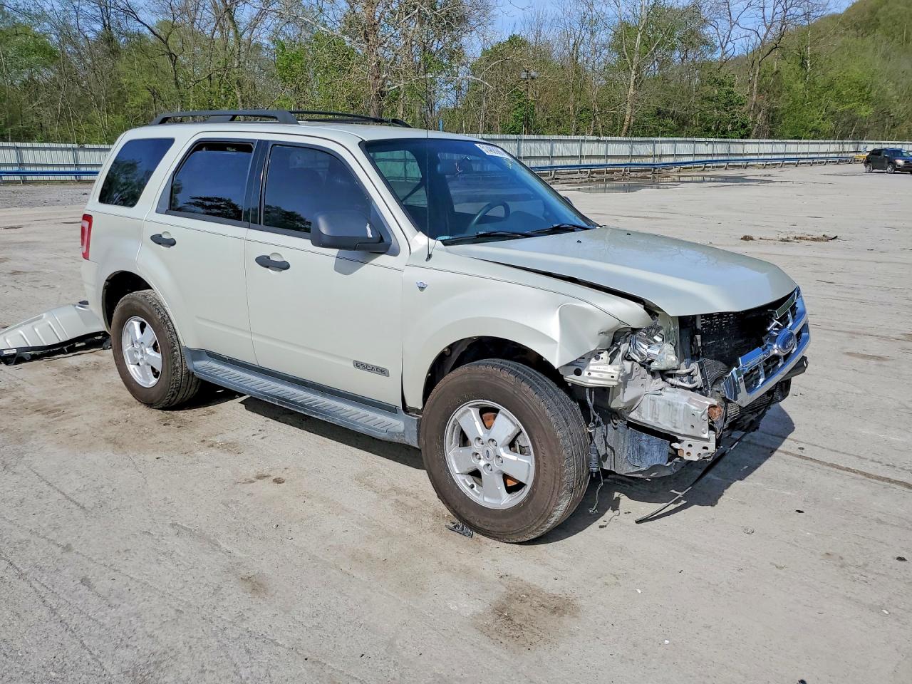 2008 Ford Escape Xlt Silver vin: 1FMCU93188KA28358