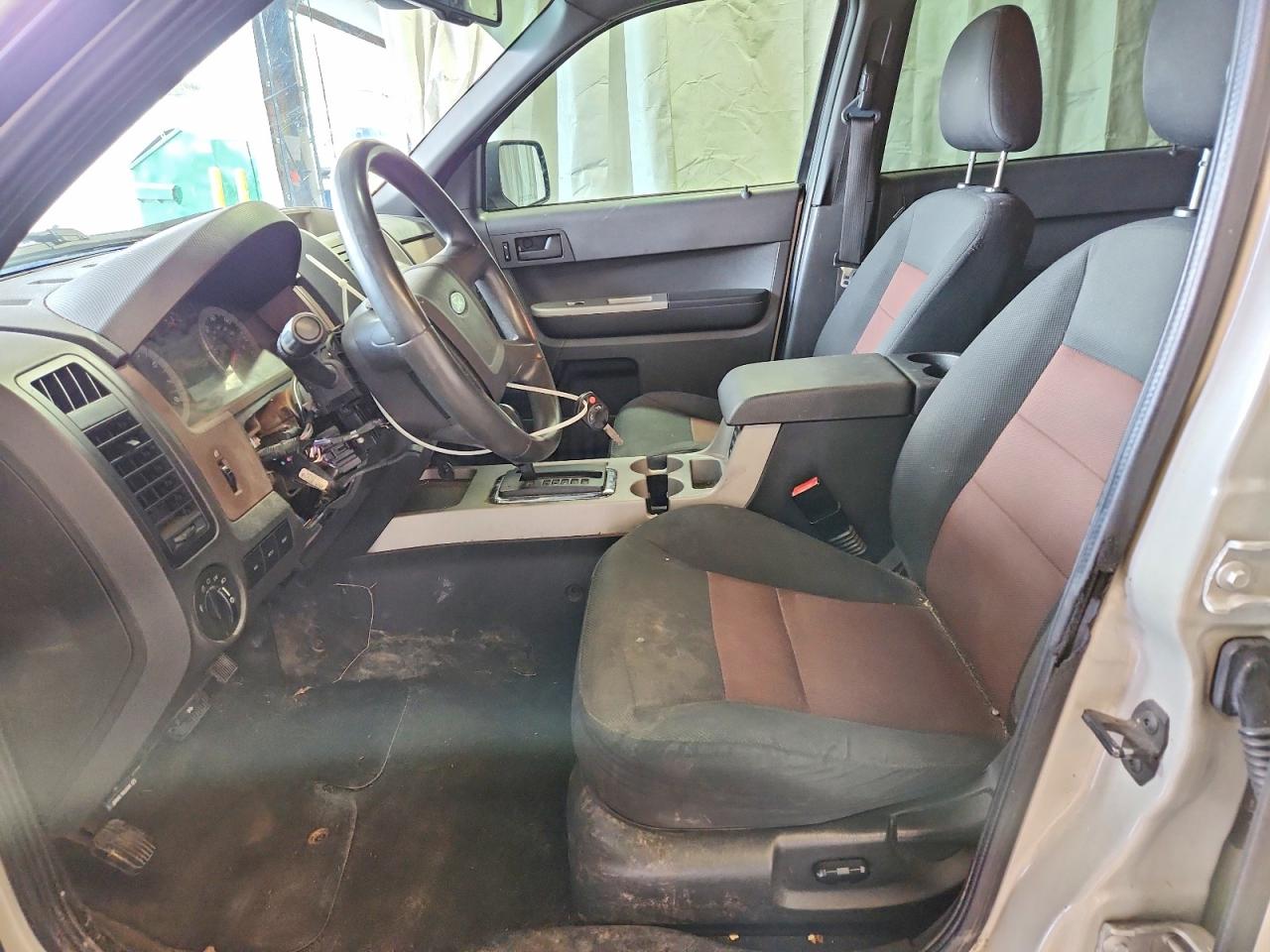 2008 Ford Escape Xlt Beige vin: 1FMCU93188KB51674