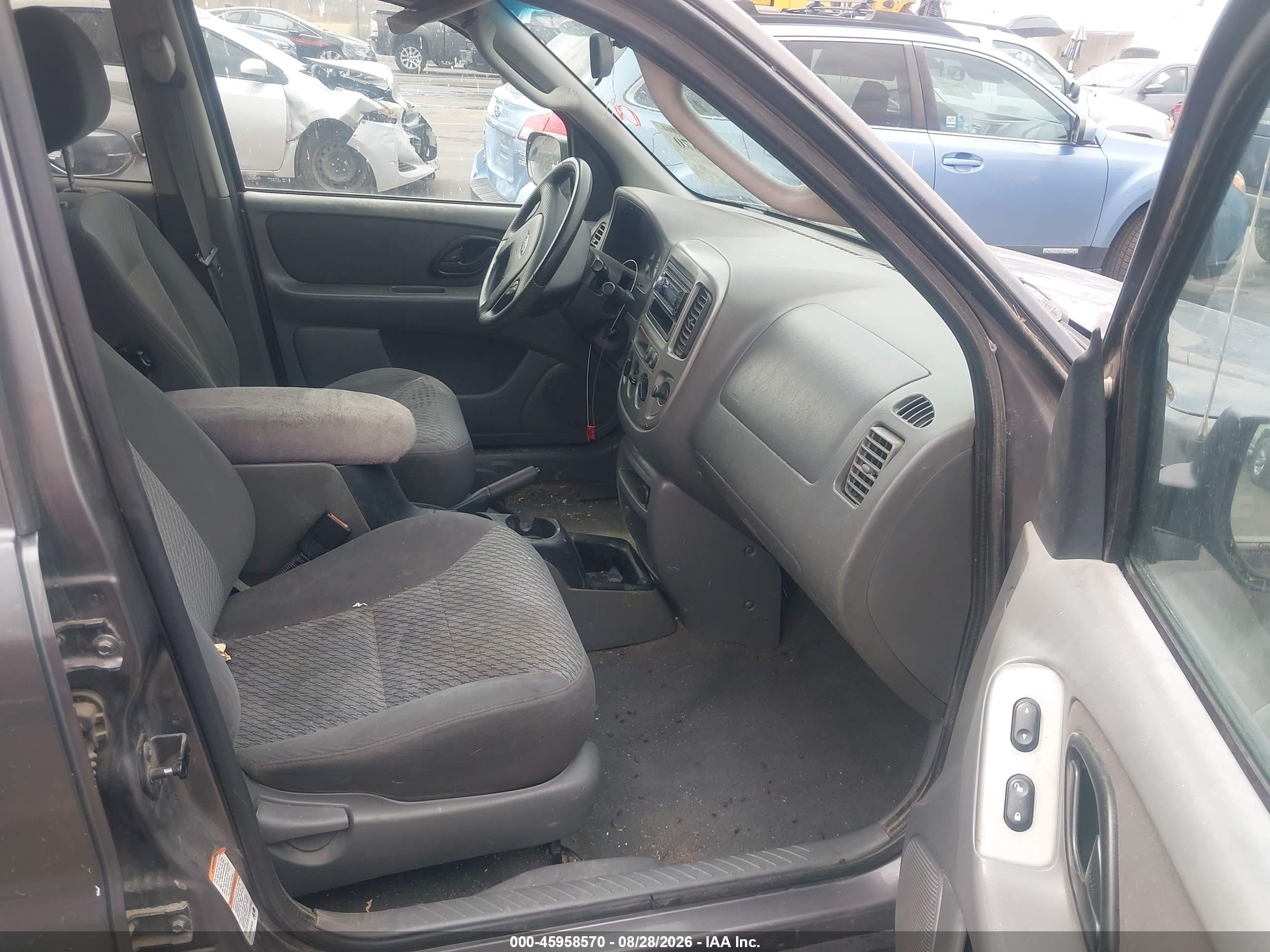 2003 Ford Escape Xlt Gray vin: 1FMCU93193KB54771