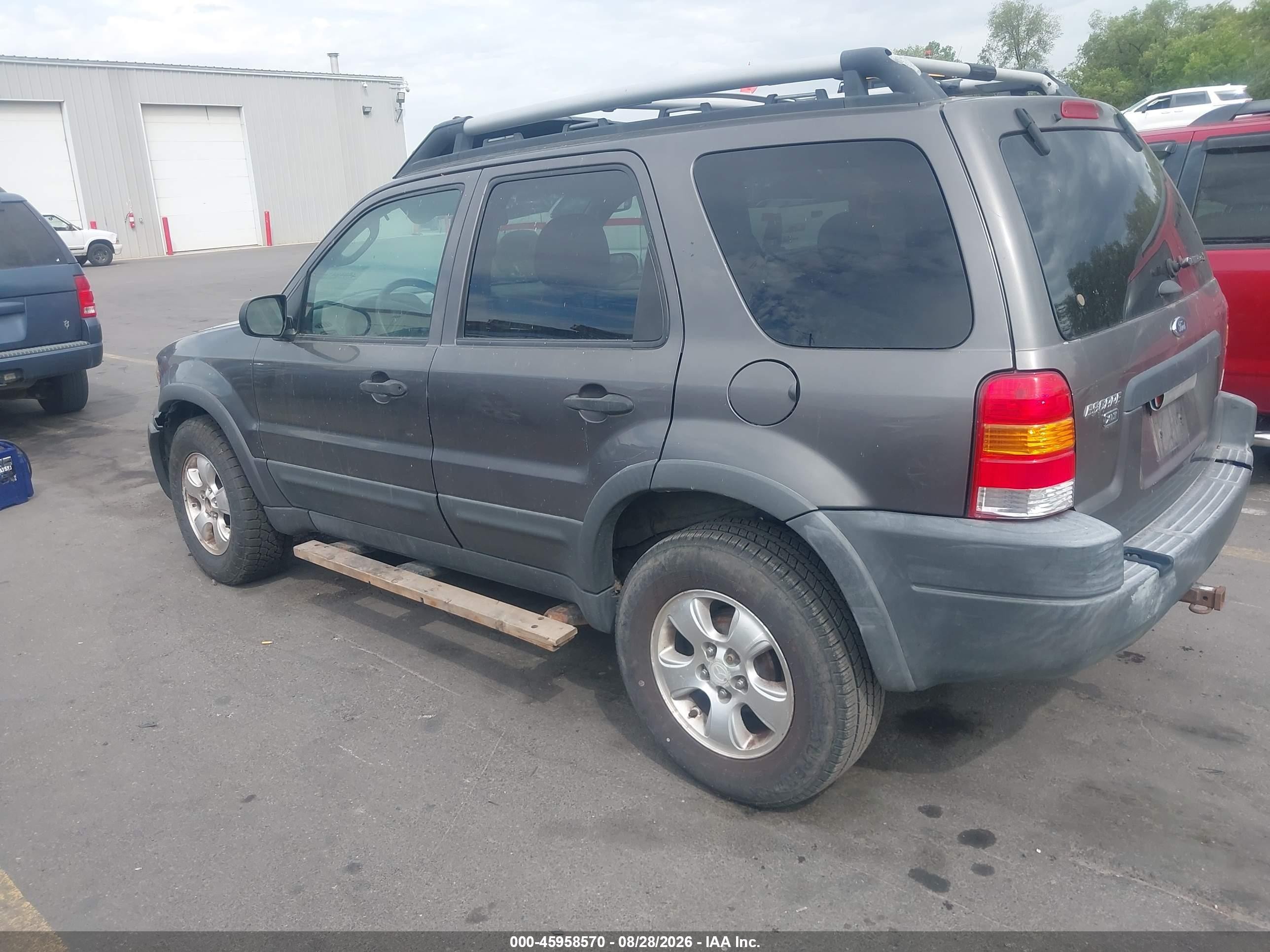 2003 Ford Escape Xlt Gray vin: 1FMCU93193KB54771