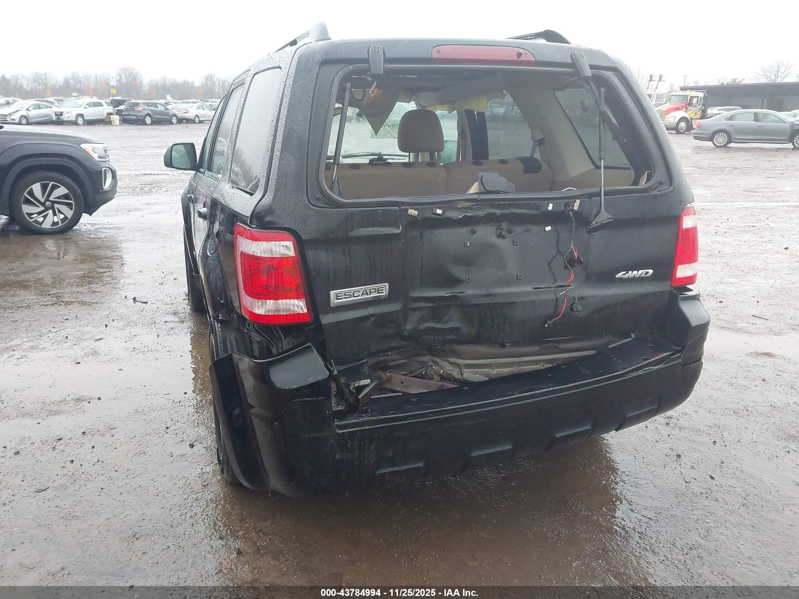 2008 Ford Escape Xlt Черный vin: 1FMCU93198KD98993