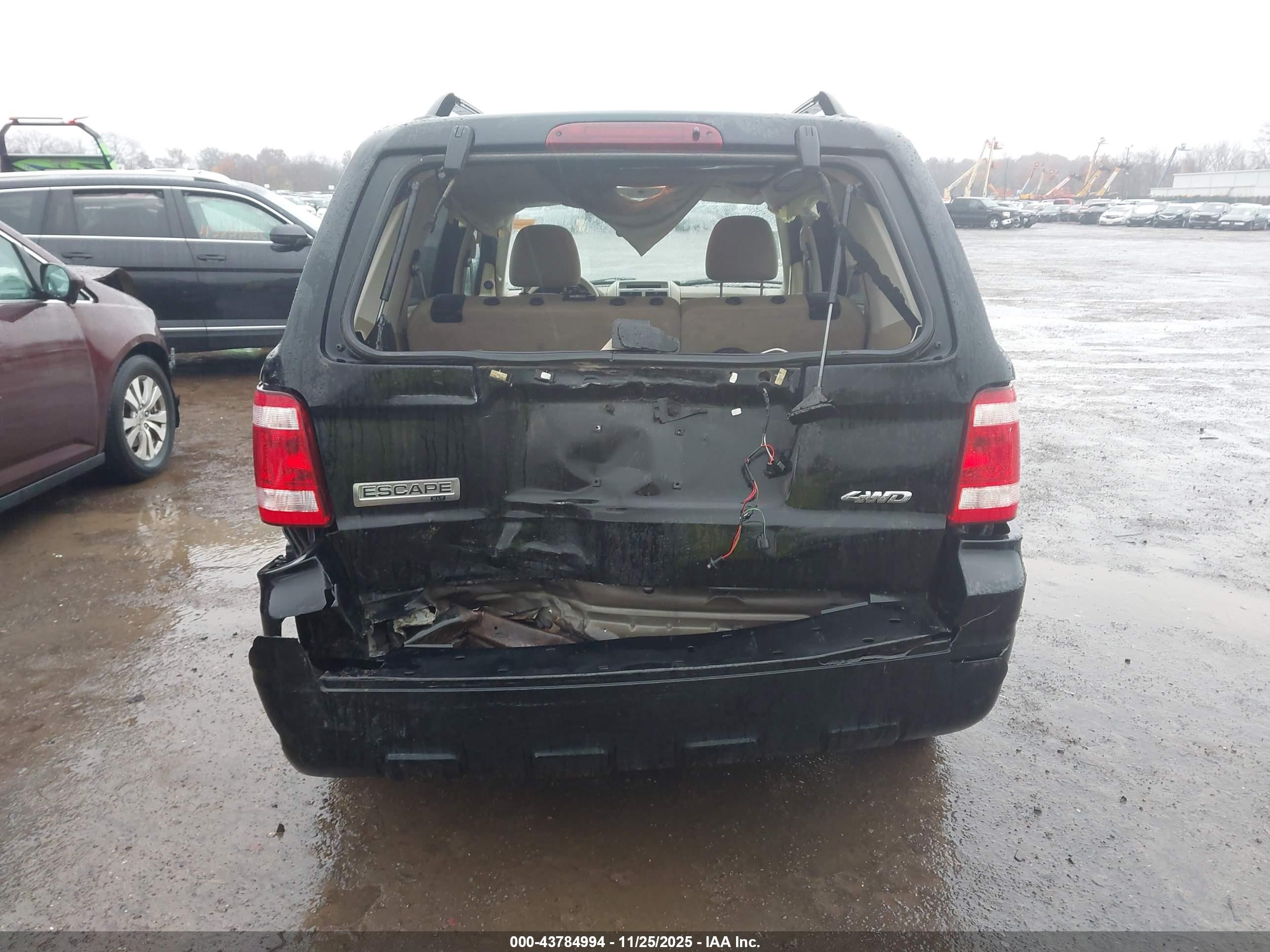 2008 Ford Escape Xlt Черный vin: 1FMCU93198KD98993