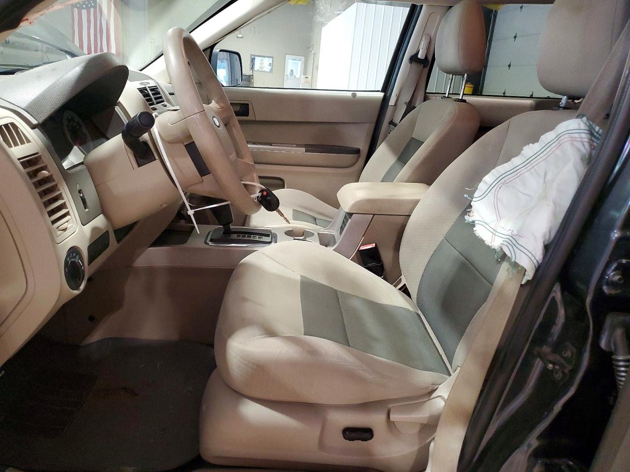2008 Ford Escape Xlt Gray vin: 1FMCU93198KE81808